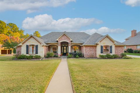 Homes For Sale - 111 Rutland Dr<br/> Hallsville, TX 75650
