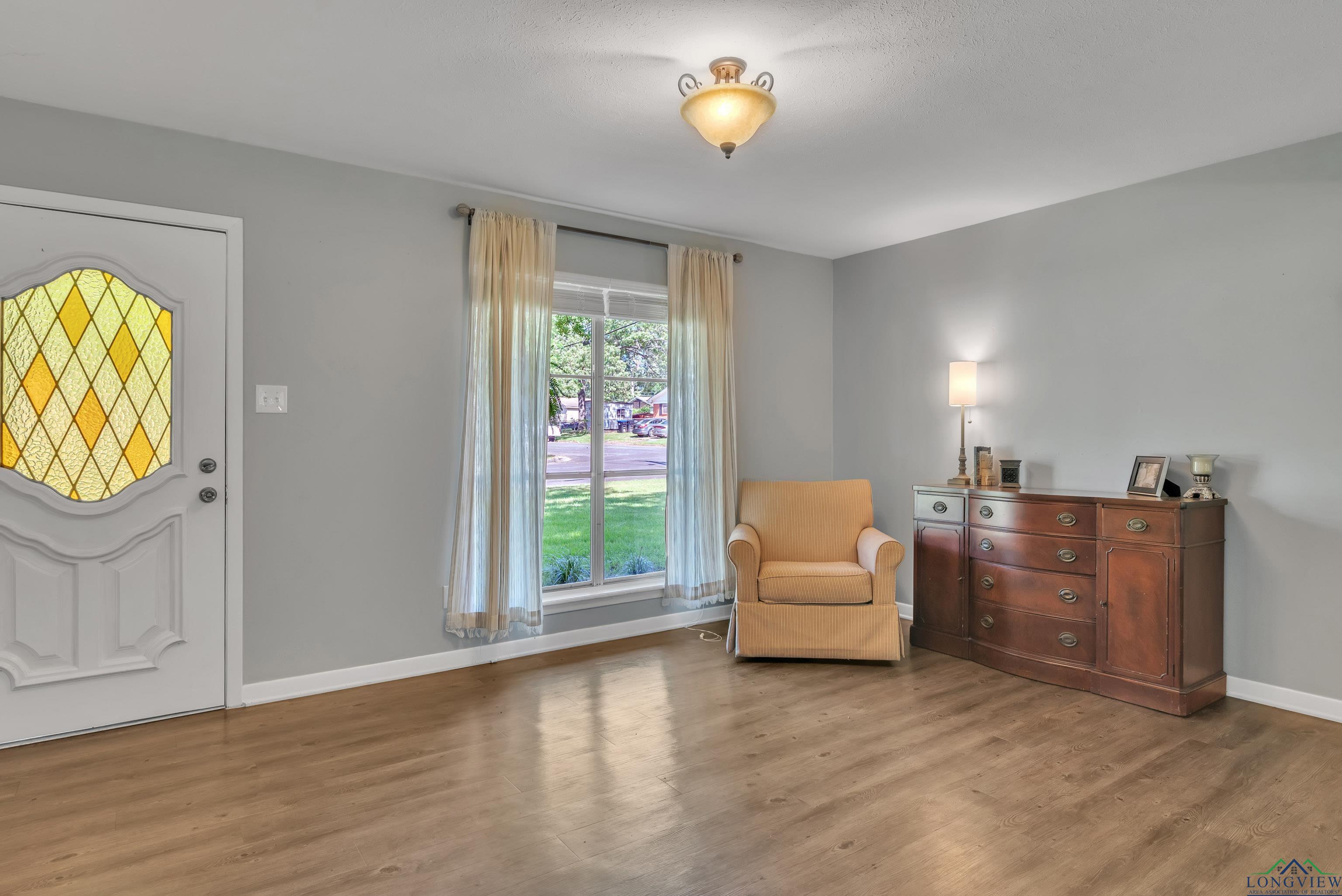 3008 Clinton St, Longview, Texas image 4