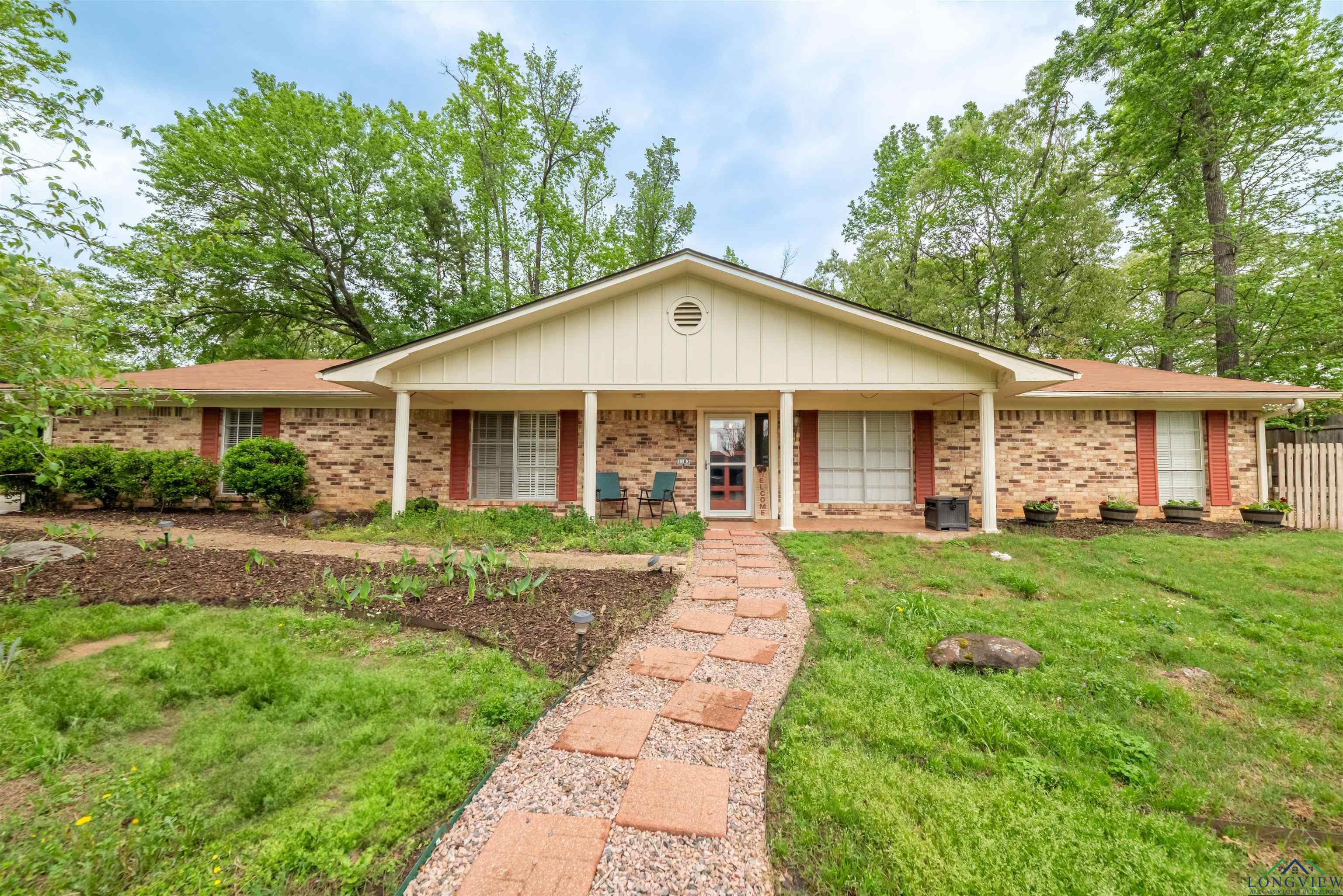 1103 Cornell St, Longview, Texas image 1