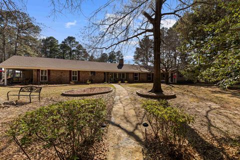 Homes For Sale - 2206 E Pinecrest Drive<br/> Atlanta, TX 75551