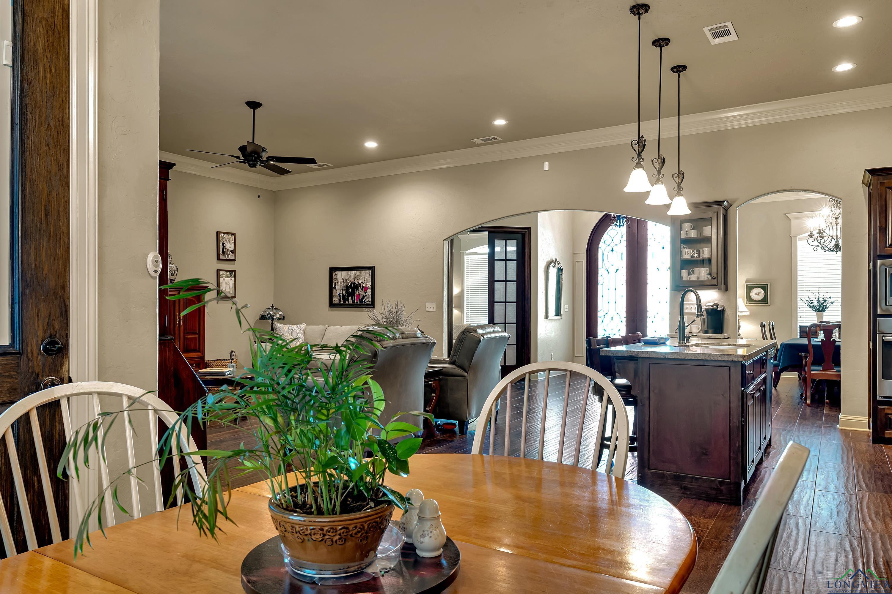 1624 Olympic Dr, Longview, Texas image 20