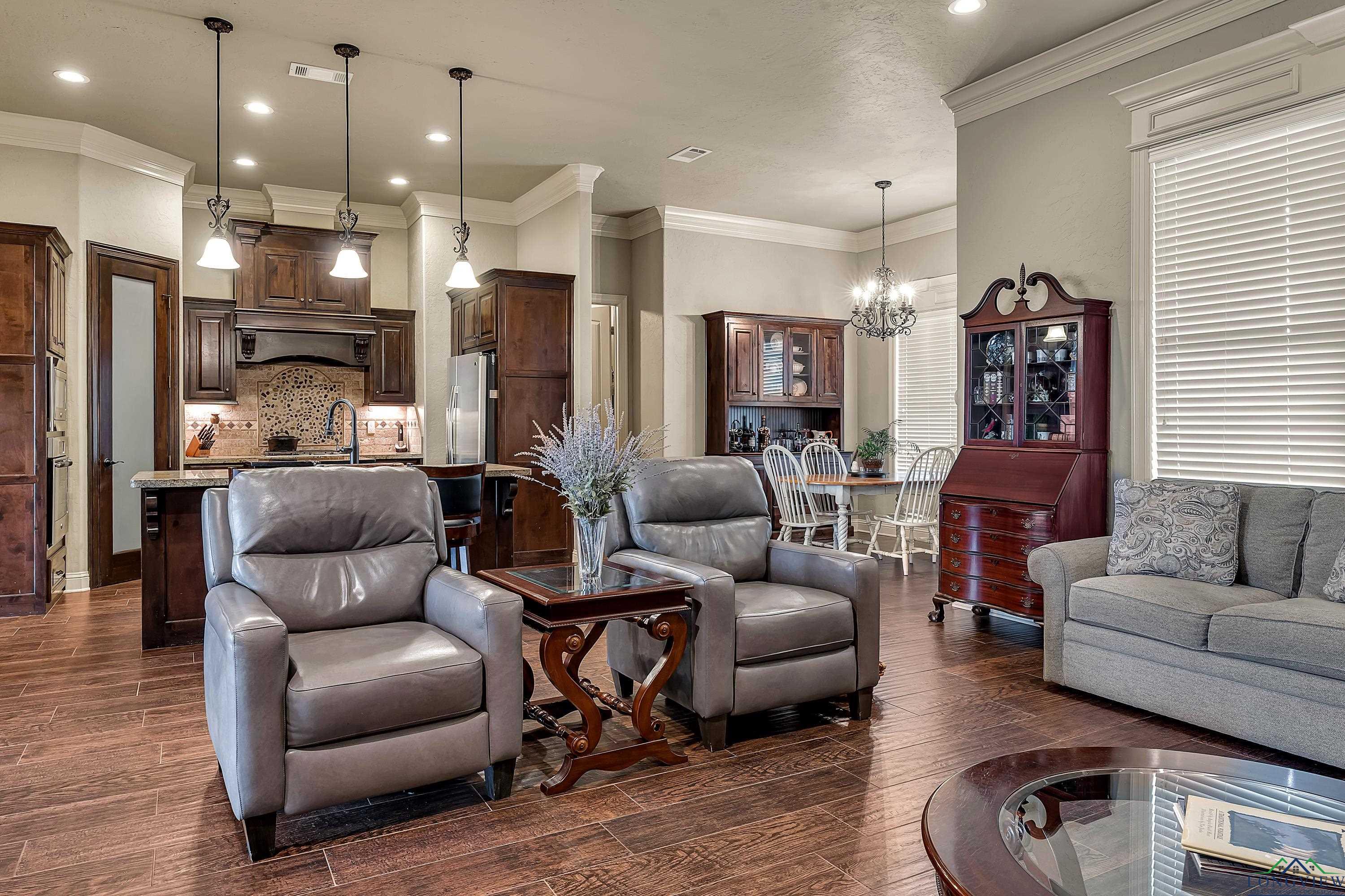 1624 Olympic Dr, Longview, Texas image 10