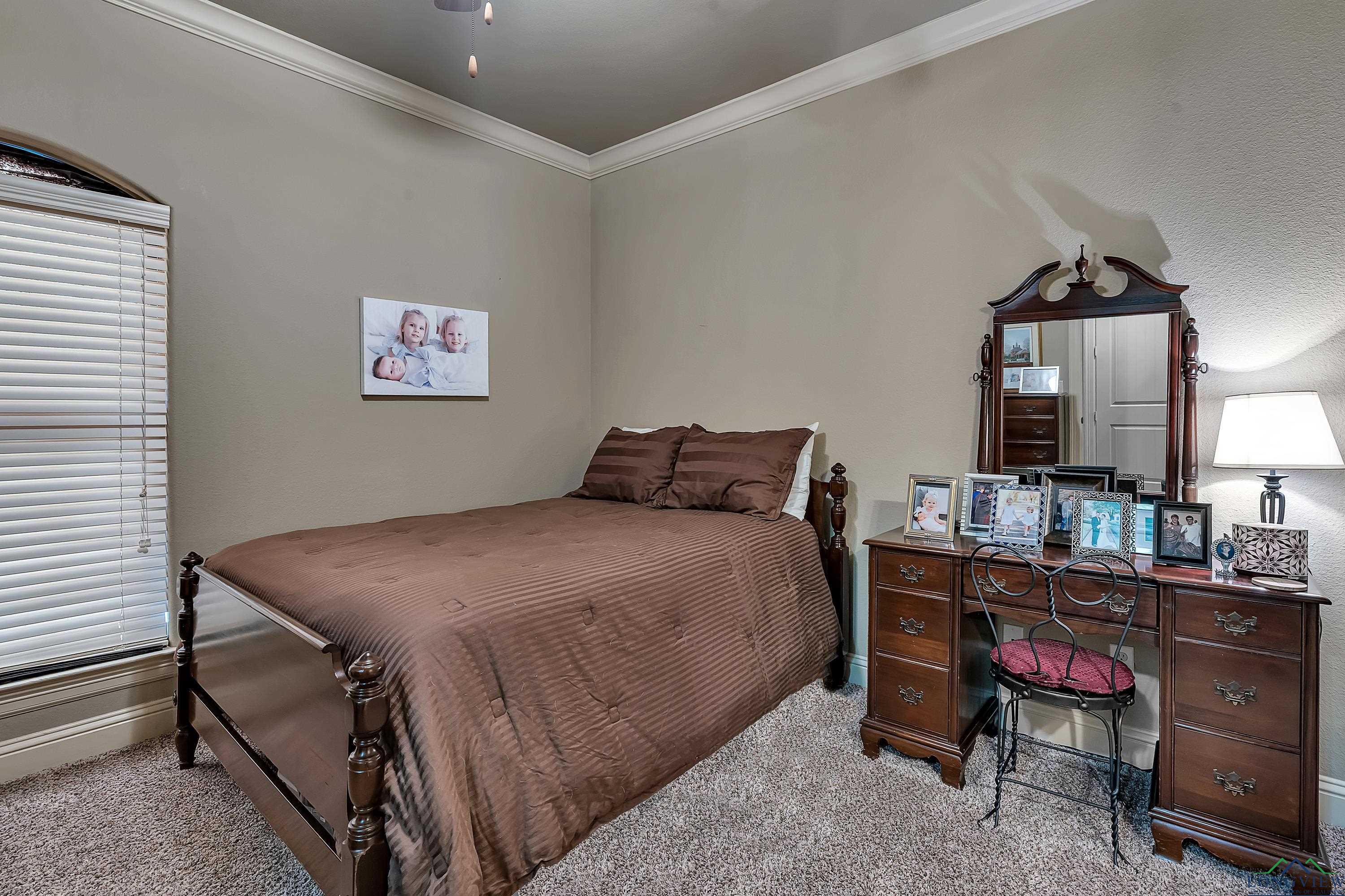 1624 Olympic Dr, Longview, Texas image 27