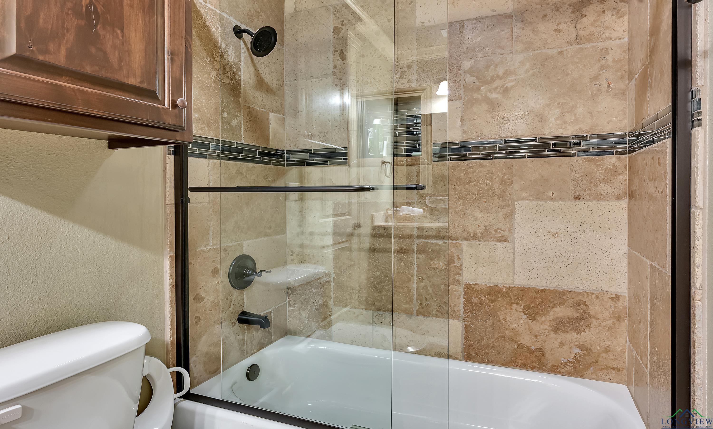 1624 Olympic Dr, Longview, Texas image 29