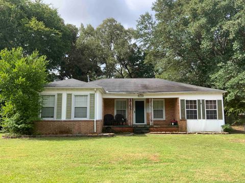 Homes For Sale - 630 Camp St<br/> Rusk County, Kilgore, TX 75662
