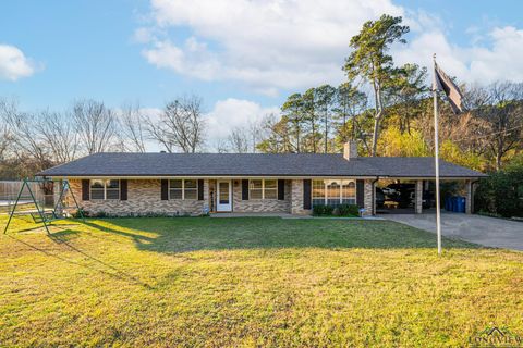 A home in White Oak