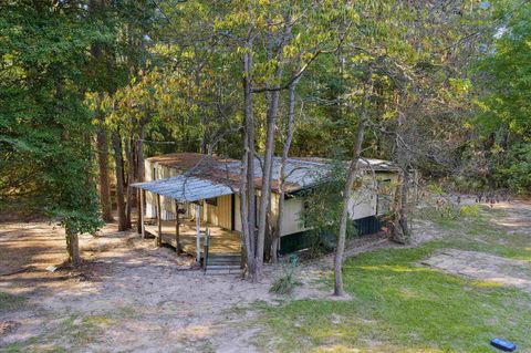 Mobile Home For Sale - 104 Brierwood Drive<br/> Marion County, Jefferson, TX 75657