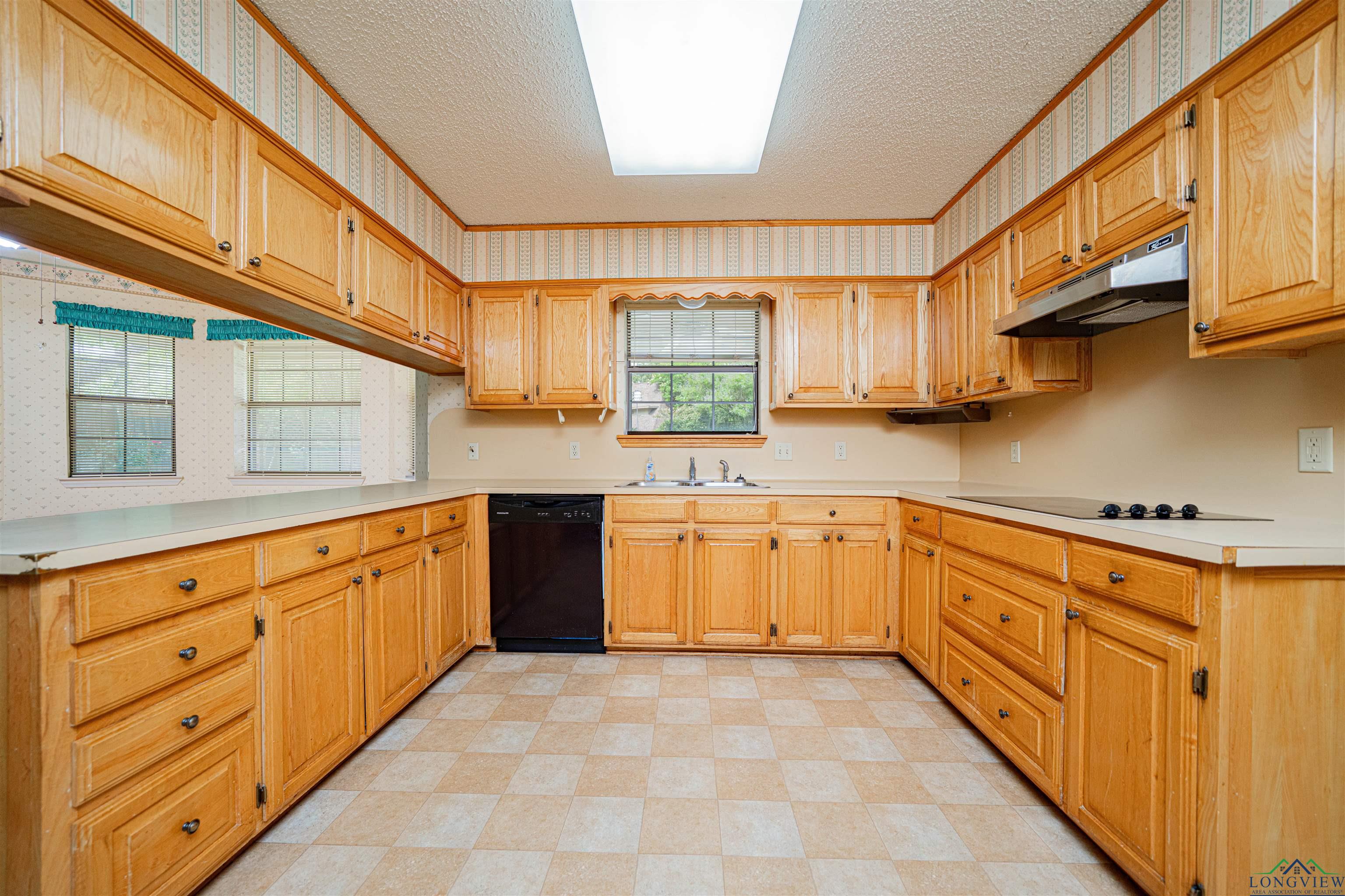 3714 Bill Owens Pkwy, Longview, Texas image 8