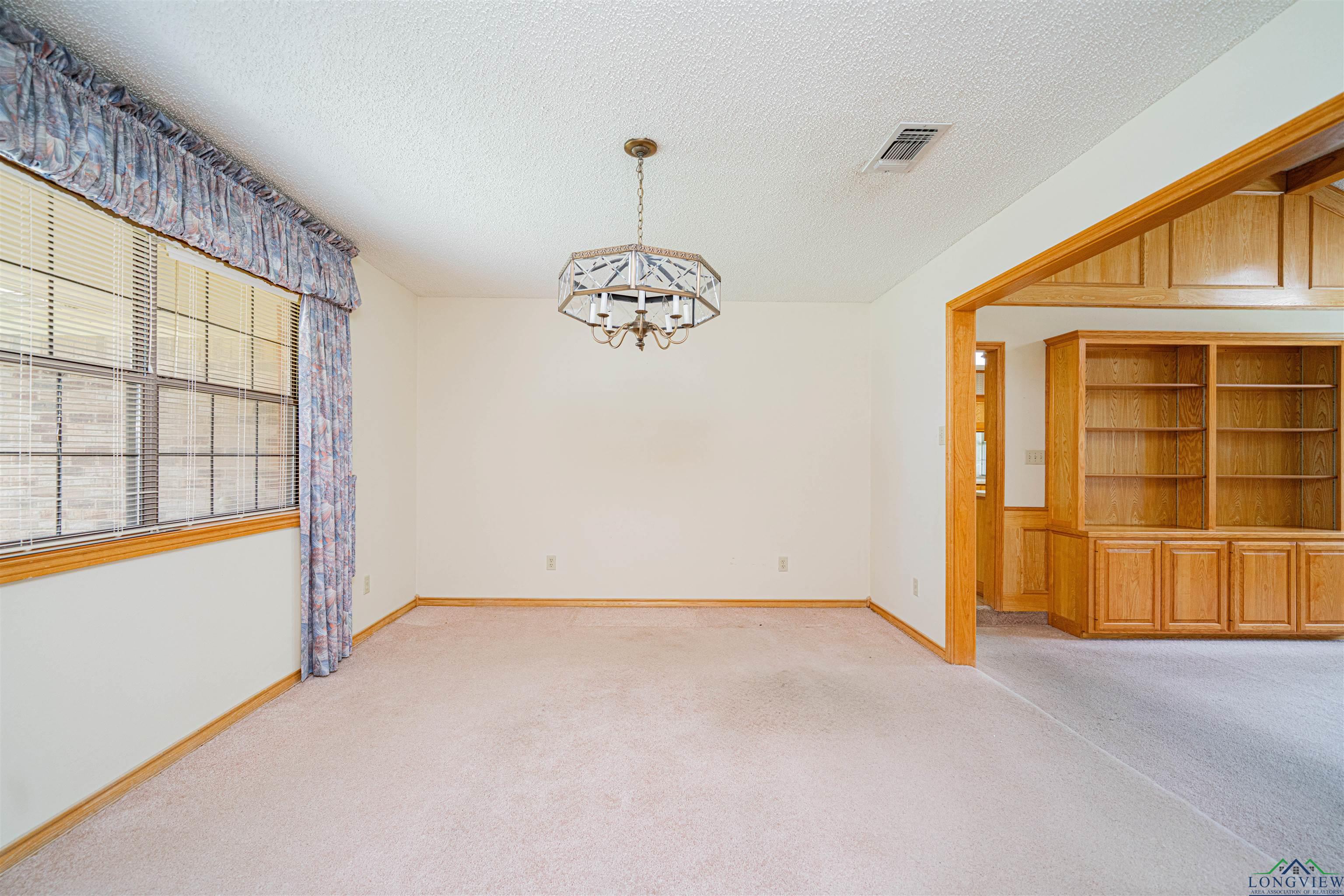 3714 Bill Owens Pkwy, Longview, Texas image 6