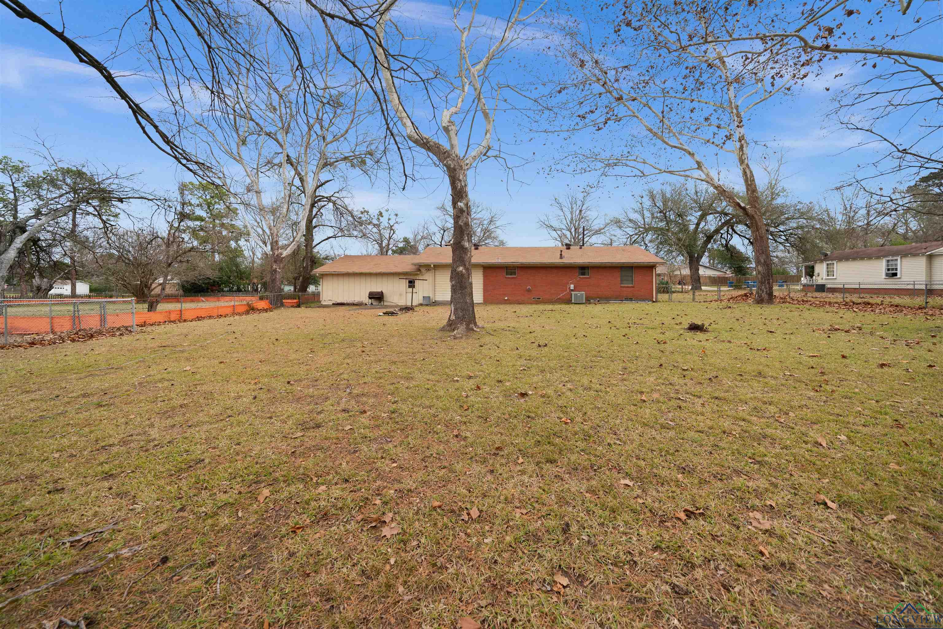 302 S Gibson St, Whitehouse, Texas image 2