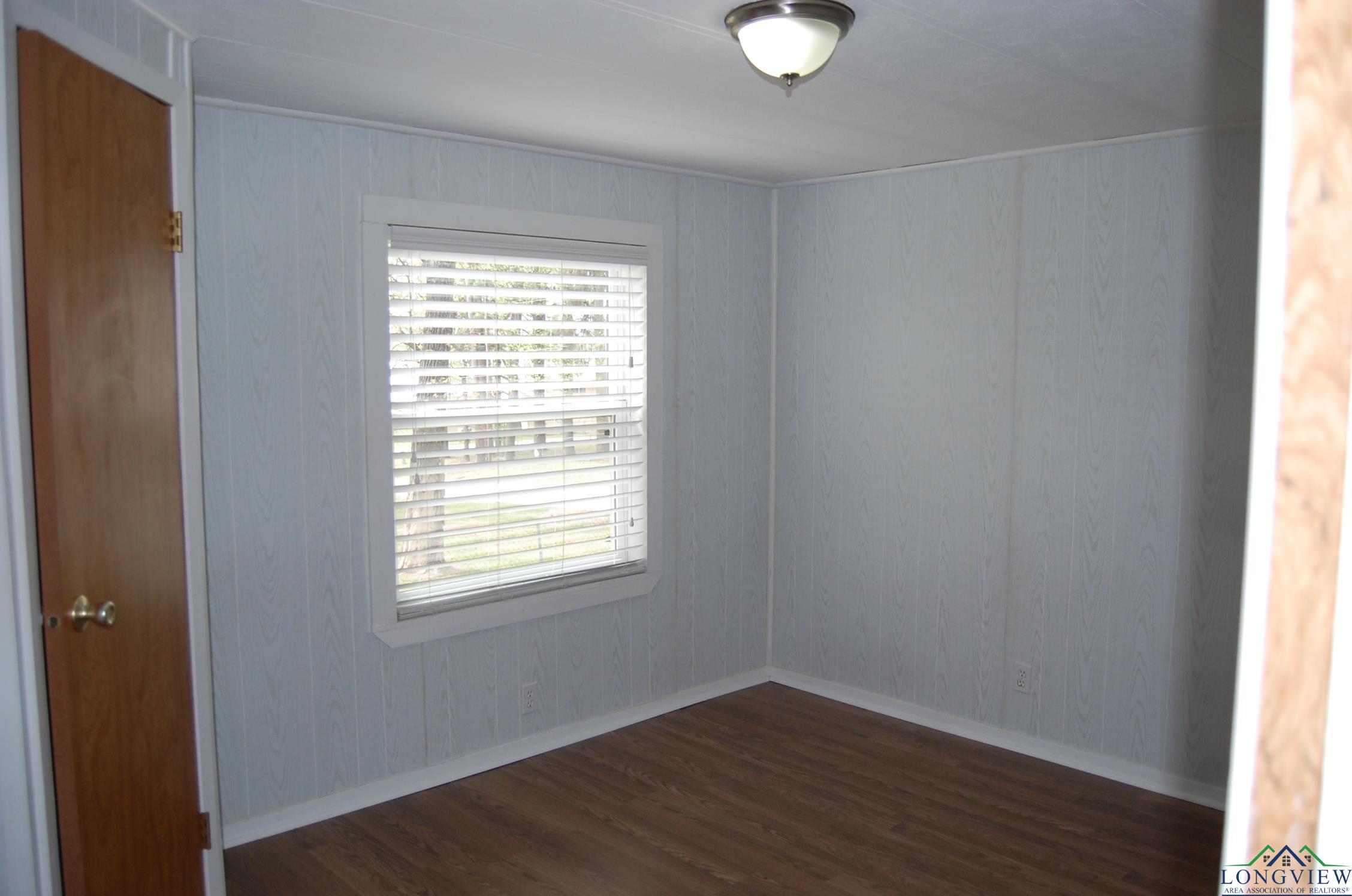 10114 Paradise Cir, Chandler, Texas image 13