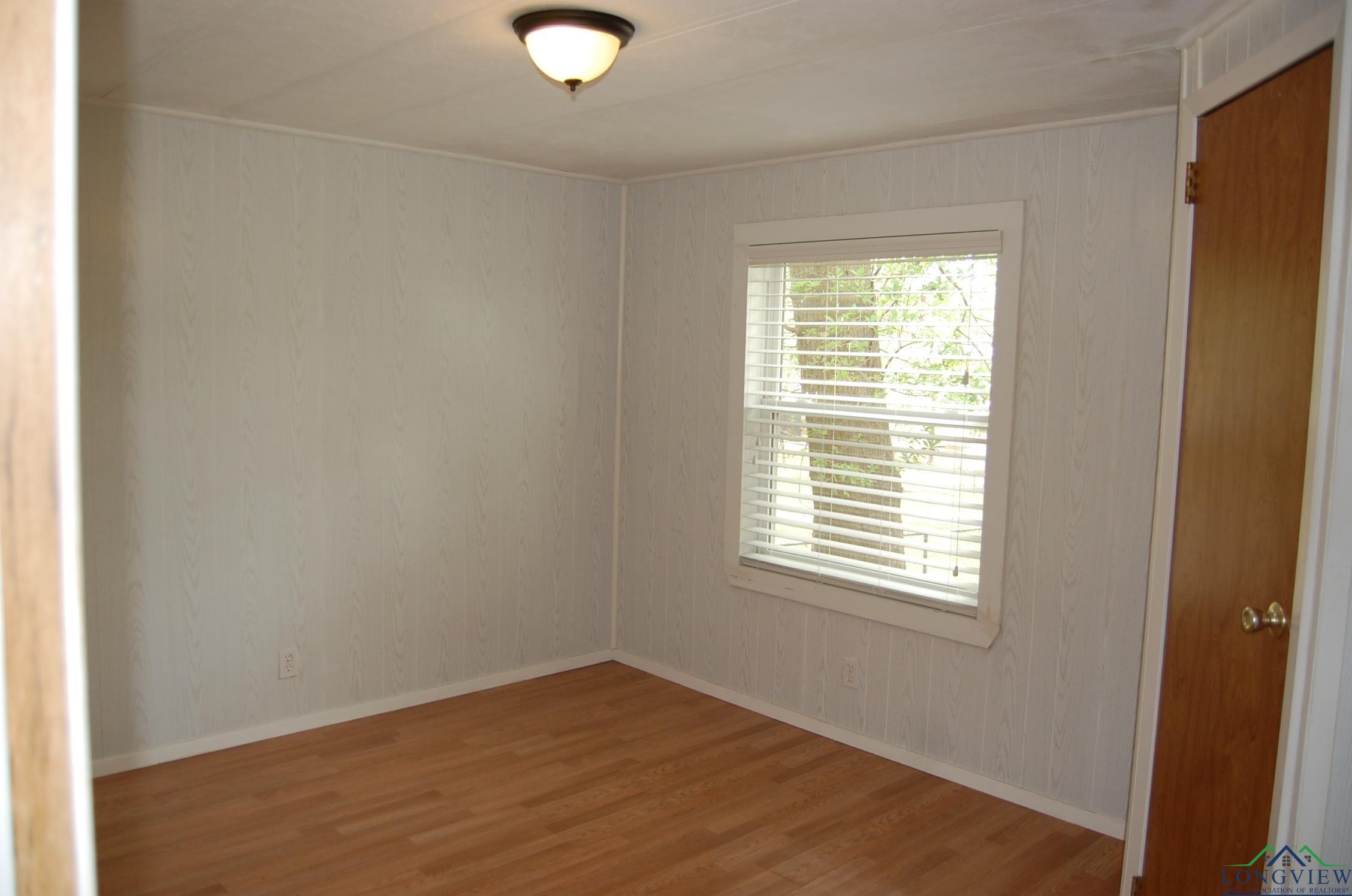 10114 Paradise Cir, Chandler, Texas image 15