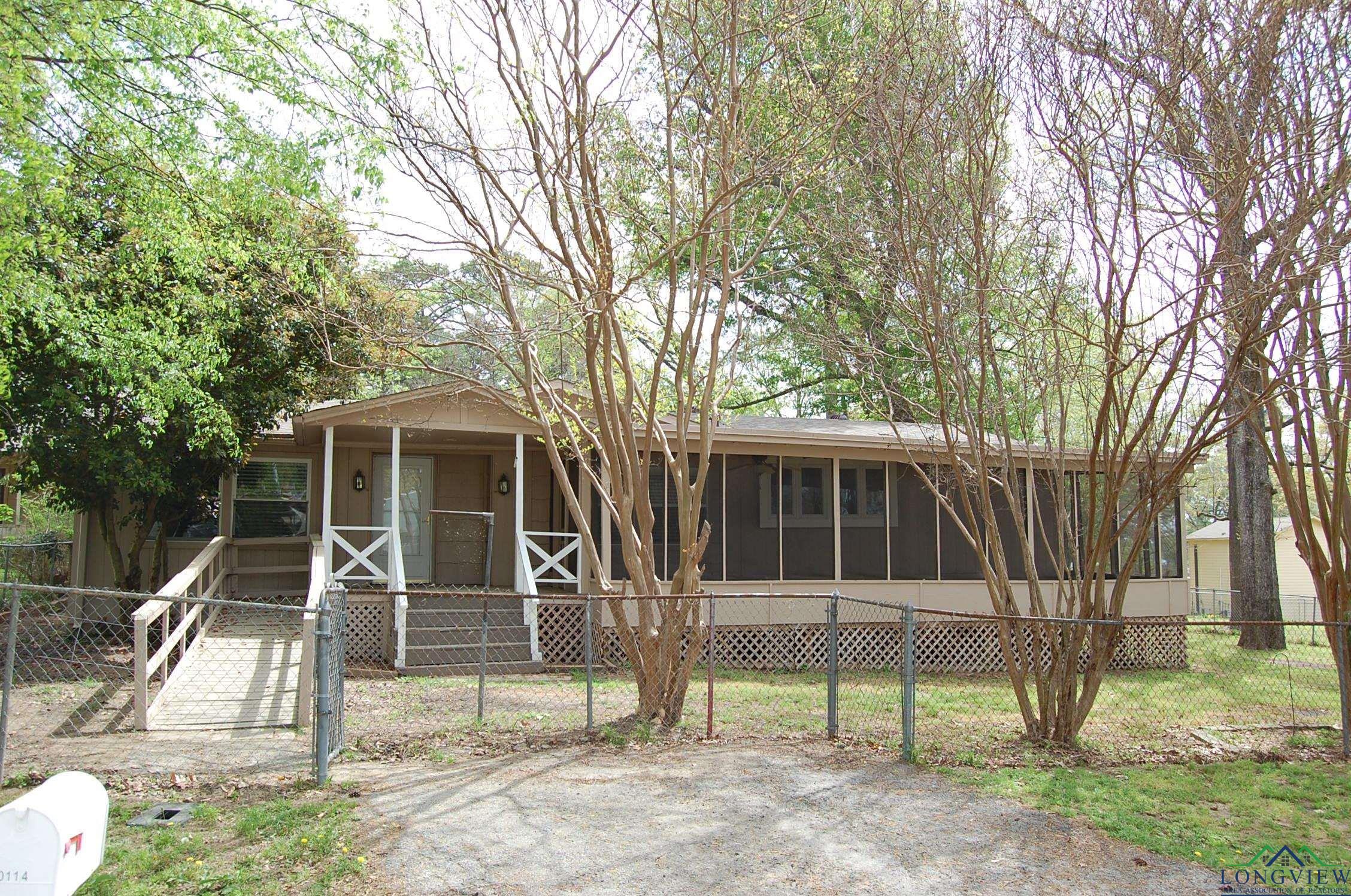 10114 Paradise Cir, Chandler, Texas image 1