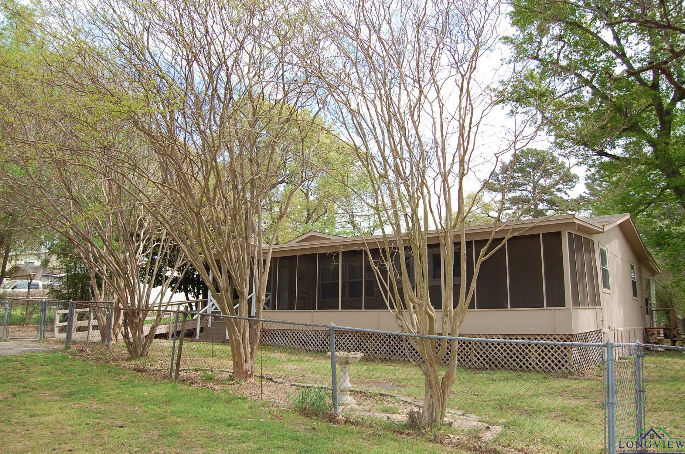 10114 Paradise Cir, Chandler, Texas image 2