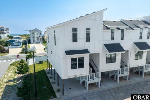 Townhouse For Sale - 902 S Virginia Dare Trail<br/> Kill Devil Hills, NC 27948