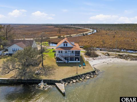 Homes For Sale - 52 Cahoon Road<br/> Manns Harbor, NC 27953