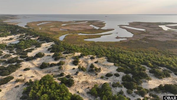 1602 HIDDEN DUNE LN, COROLLA, NC 27927 - Image ccdff5c2aa6cde091a4930cc3b2b2665/60039137