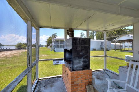 Mobile Home in Summerton SC 1303 Blackberry Bush Rd 38.jpg