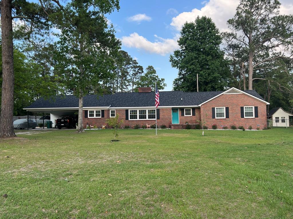 Photo 1 of 30 — 7 Mcclary Street, Summerton, SC 29148