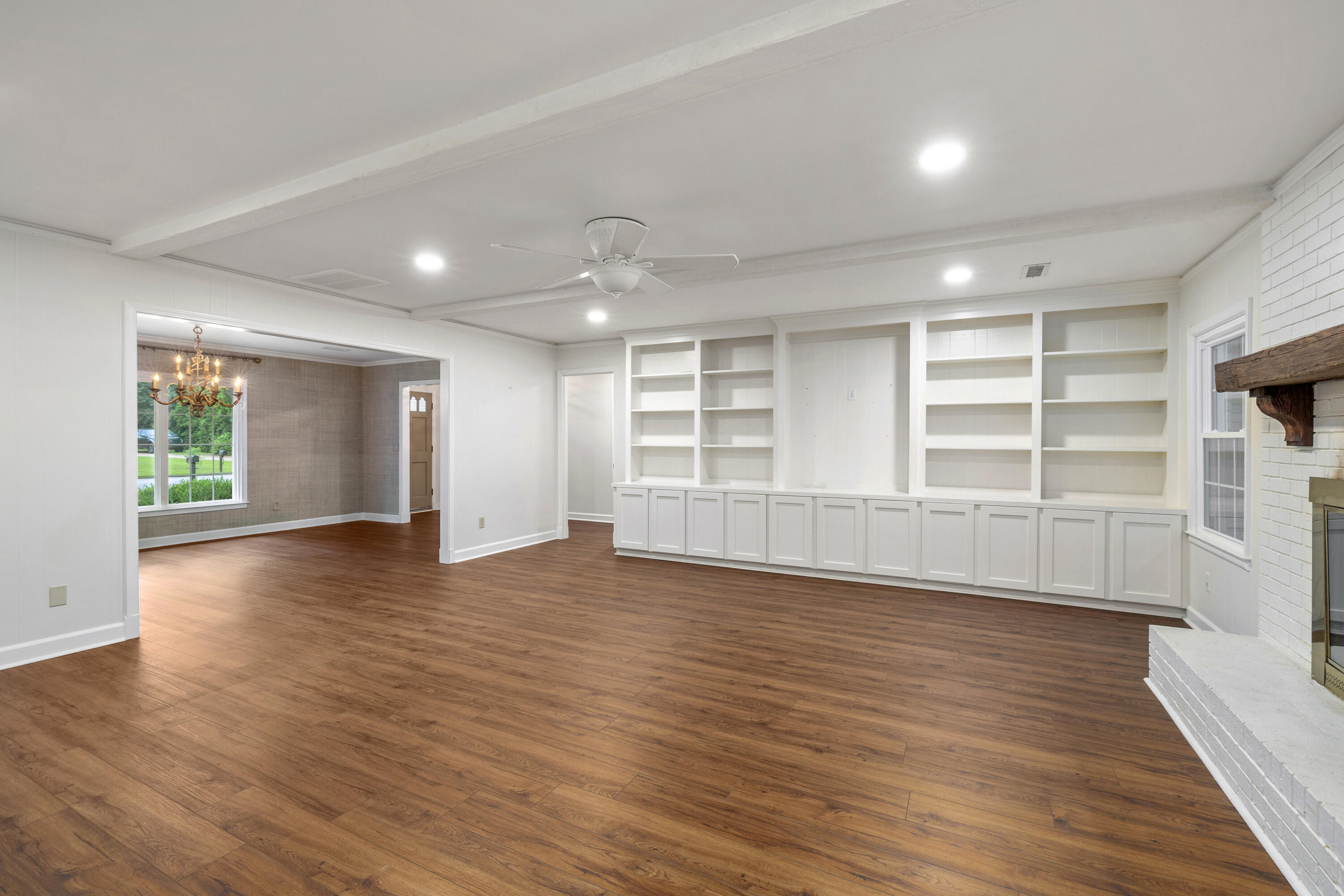 Sumter, South Carolina 29150, United States, 4 Bedrooms Bedrooms, ,3 BathroomsBathrooms,Residential,Pending,189926