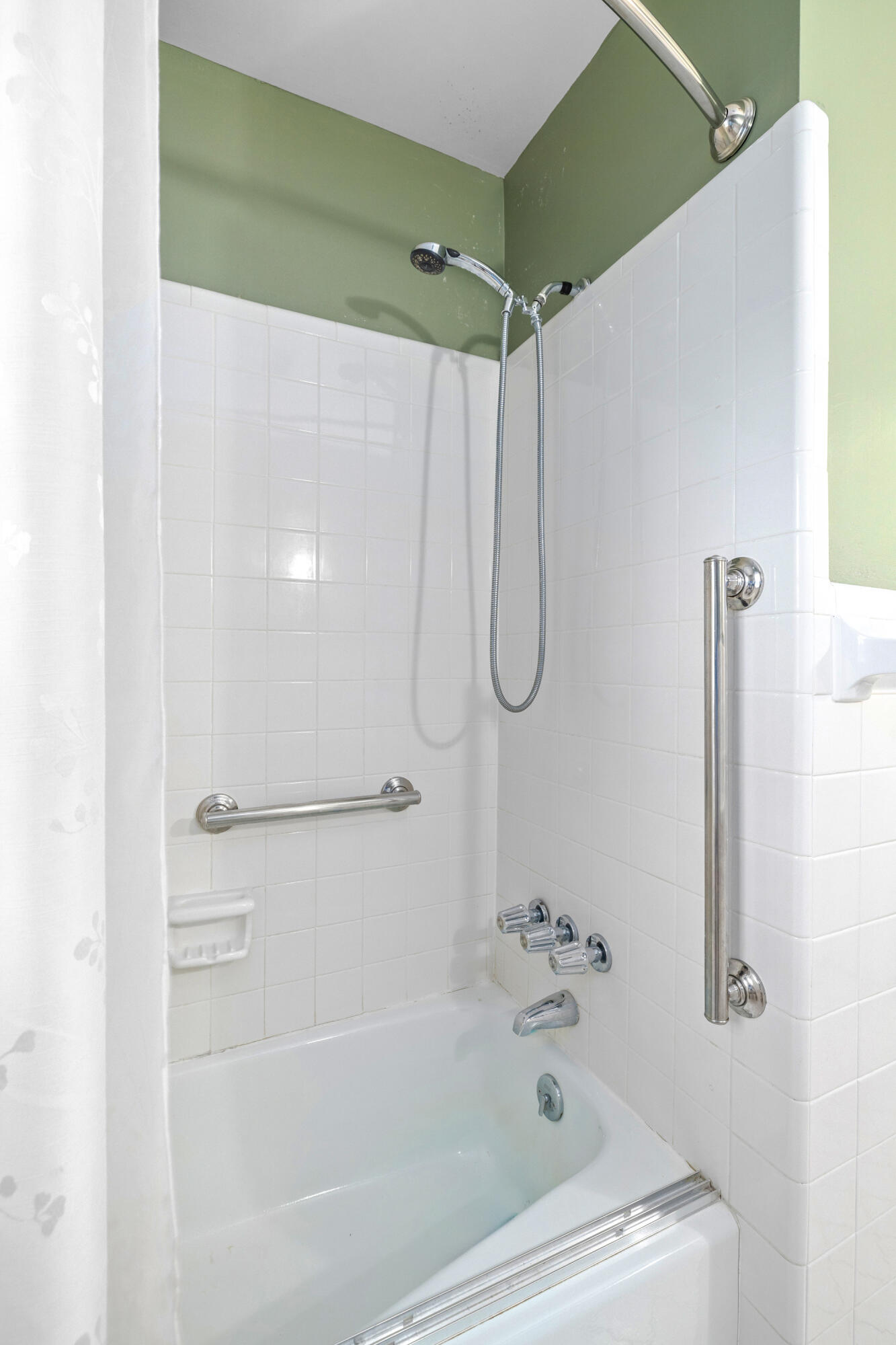 Sumter, South Carolina 29150, United States, 4 Bedrooms Bedrooms, ,3 BathroomsBathrooms,Residential,Pending,189926