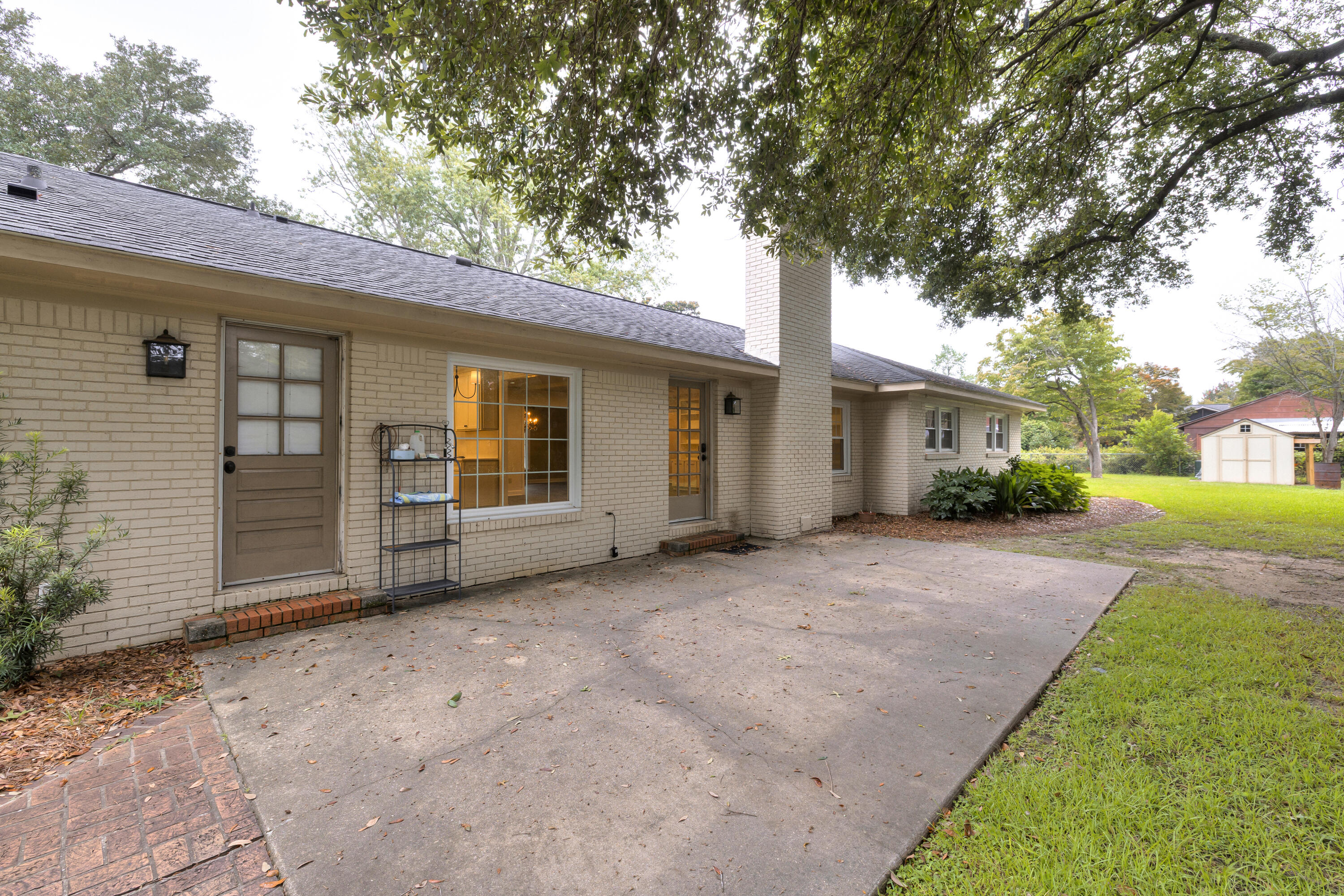 Sumter, South Carolina 29150, United States, 4 Bedrooms Bedrooms, ,3 BathroomsBathrooms,Residential,Pending,189926