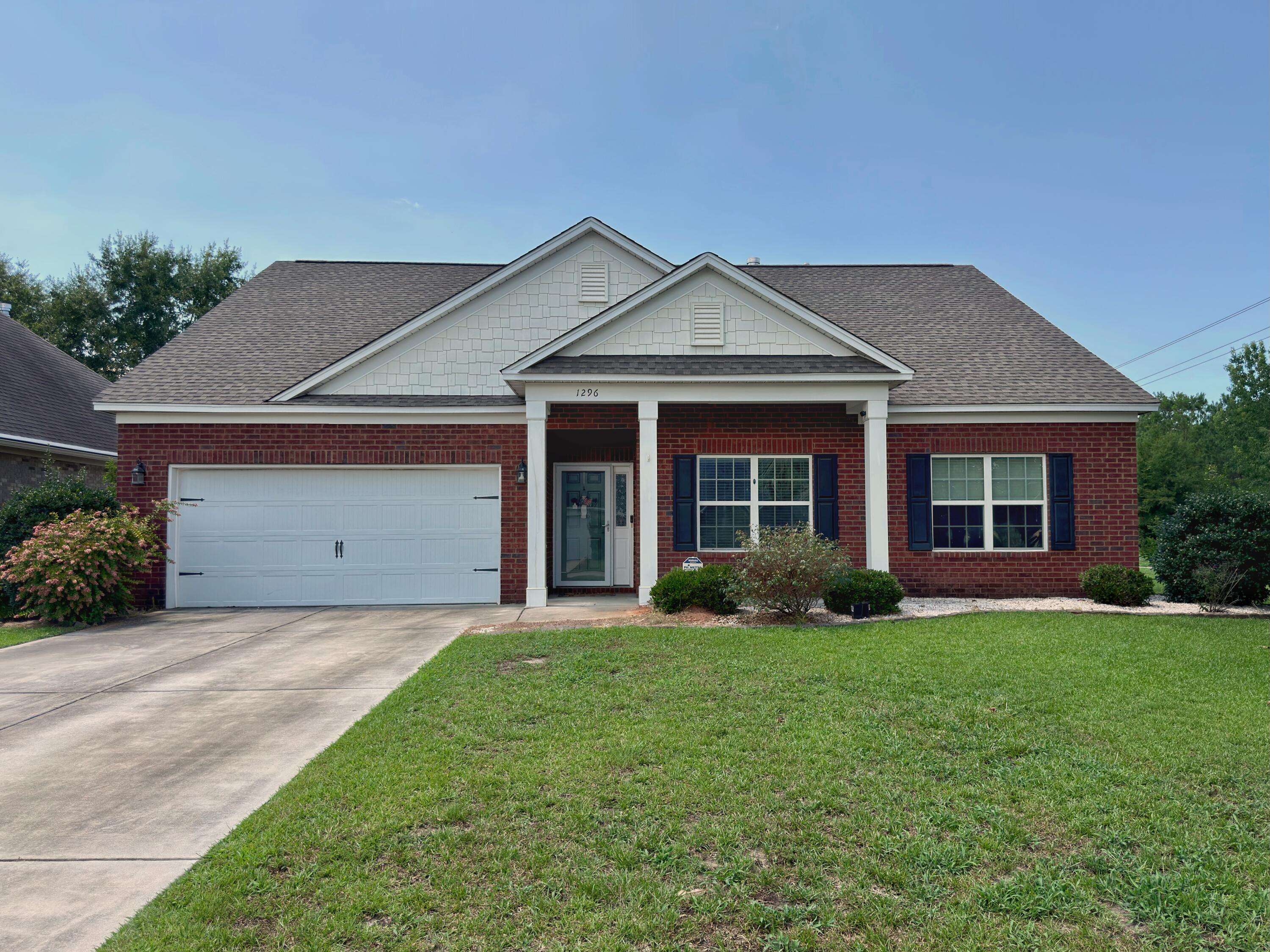 Photo 1 of 43 — 1296 Winyah Street, Sumter, SC 29150