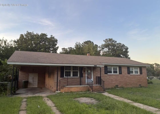 202 LAWRENCE ST, SUMTER, SC 29150 - Image a6551f3fcdc44f2707bf8bd51a4d4f2b/492272747