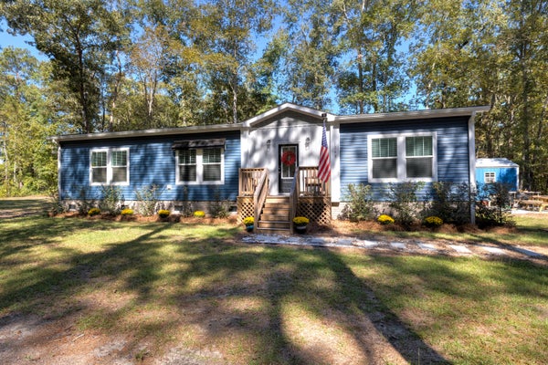 1240 STUKES RD, MANNING, SC 29102 - Image b524f93fdc308e78fbffbc276ae8f704/2701362803