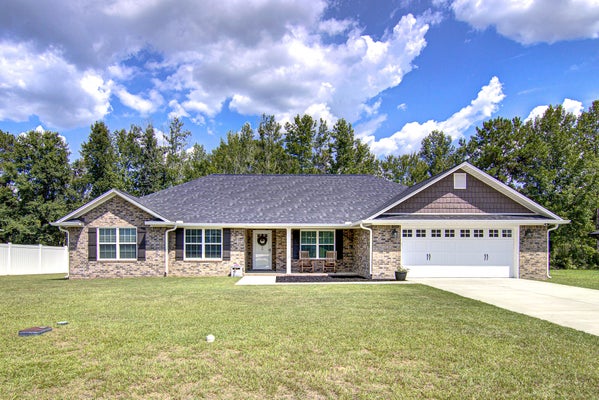 420 WENDEMERE DR, SUMTER, SC 29153 - Image bf4e65b6b7da8859e941fa1bb6abac34/1318725888