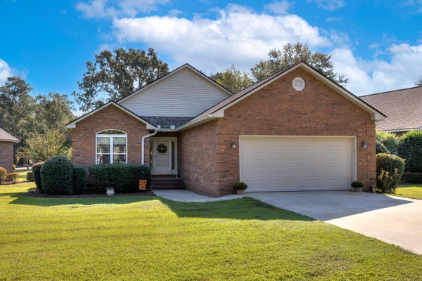 115 OAKVIEW CIR, MANNING, SC 29102 - Image f5a9d4d0140f38cfced29814f2ffa7a9/871987473