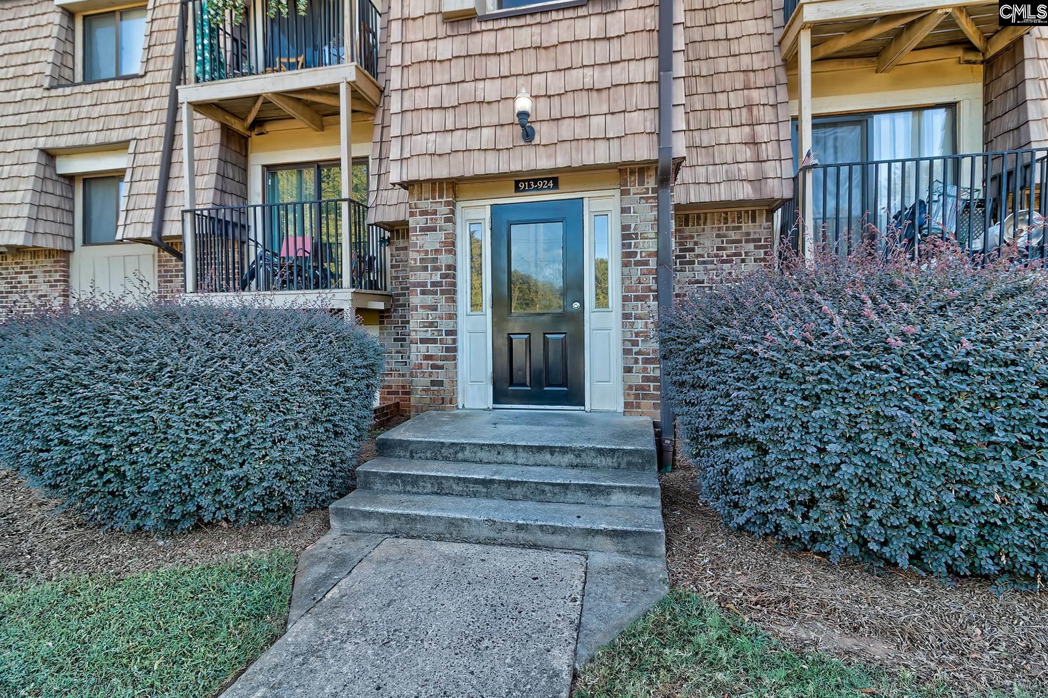 913 Old Manor Road