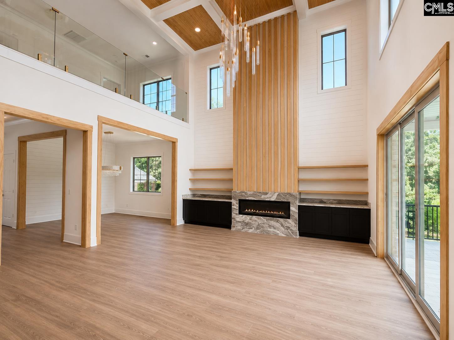 346 Arrowleaf Lane E