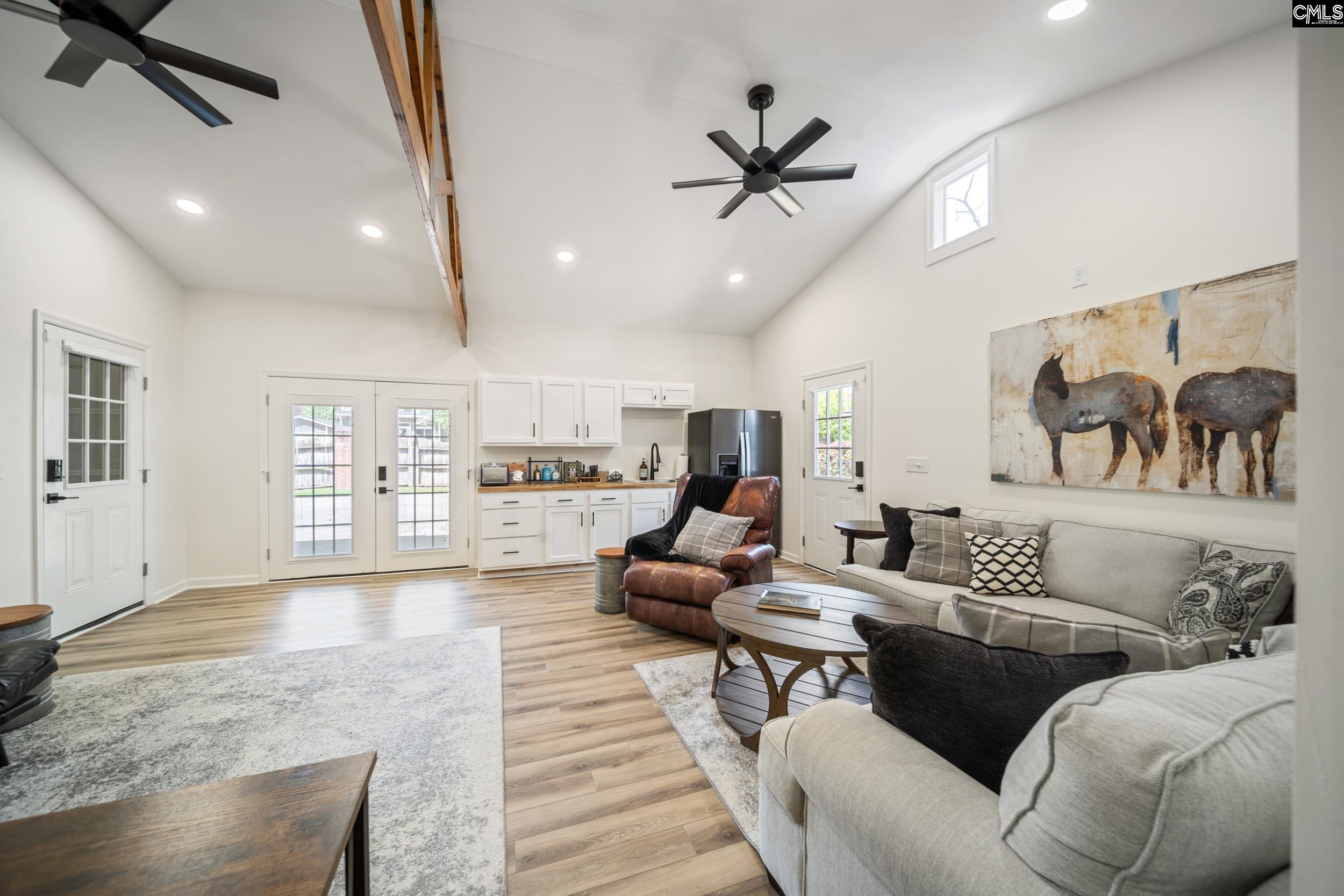 Columbia, South Carolina 29205, United States, 6 Bedrooms Bedrooms, ,7 BathroomsBathrooms,Residential,Pending,103285