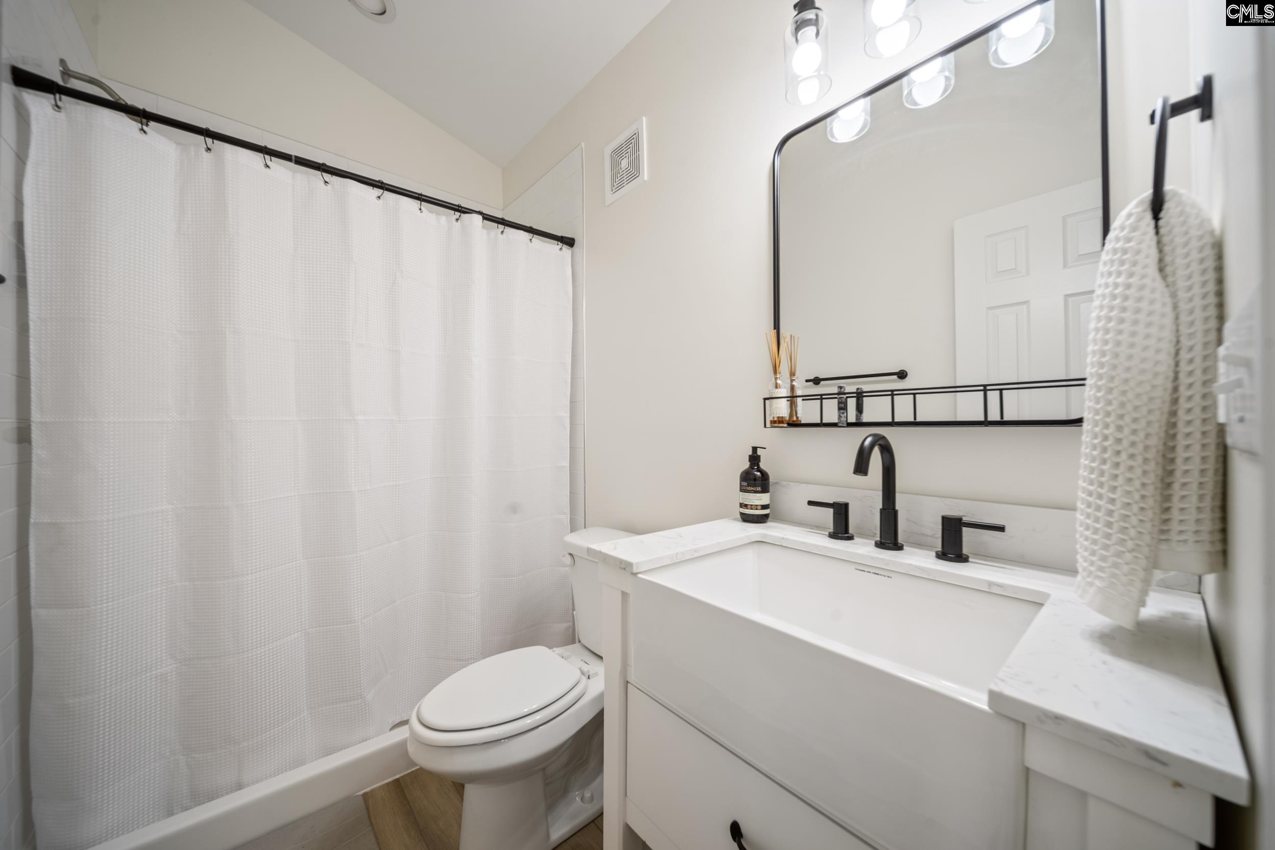 Columbia, South Carolina 29205, United States, 6 Bedrooms Bedrooms, ,7 BathroomsBathrooms,Residential,Pending,103285