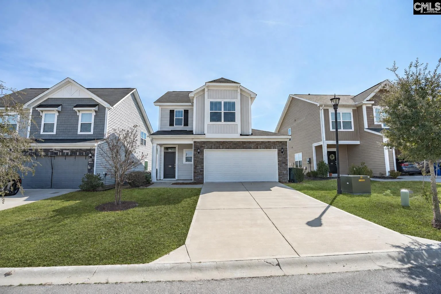 748 North Pinewalk Way