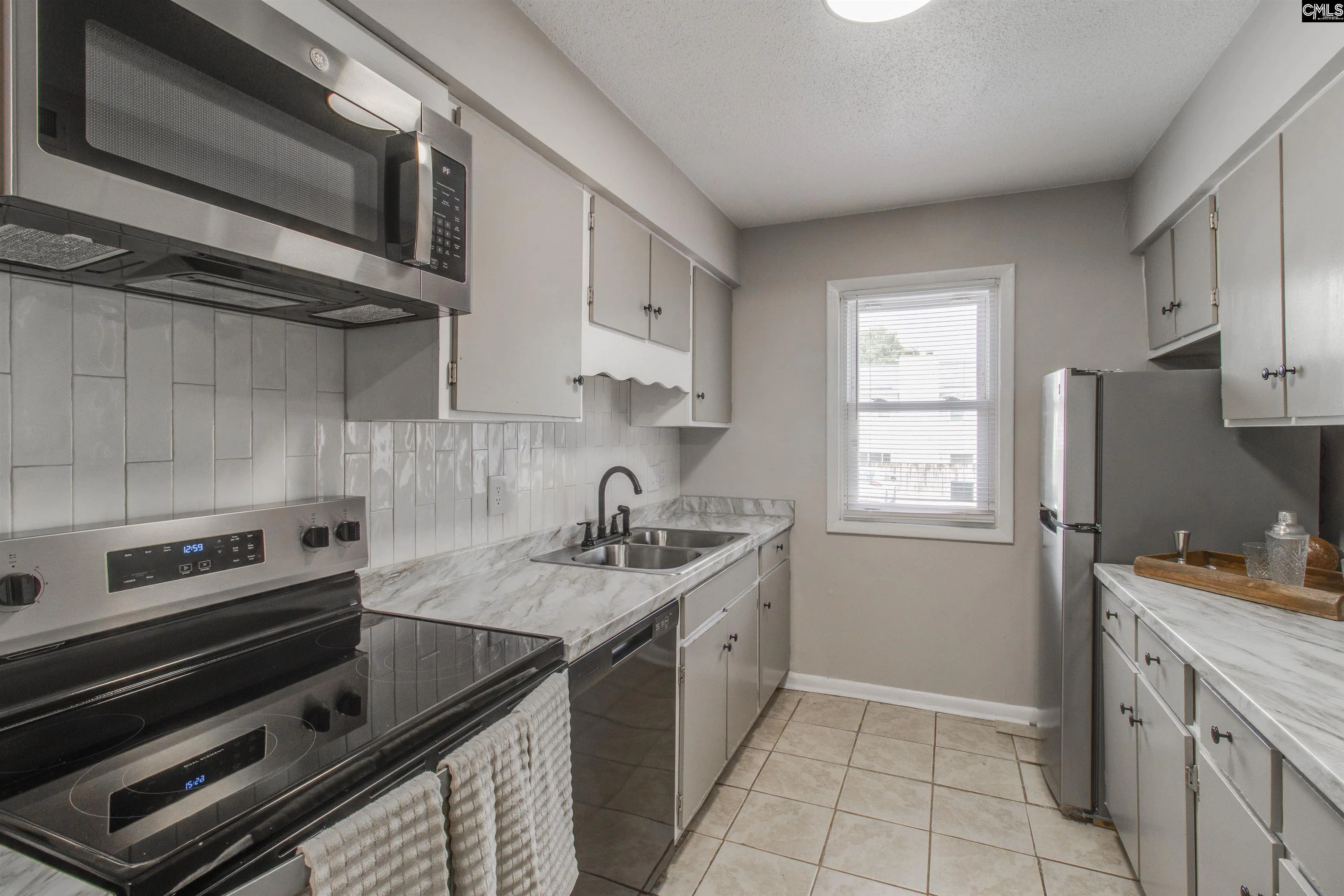 308 Percival Road Unit 1102