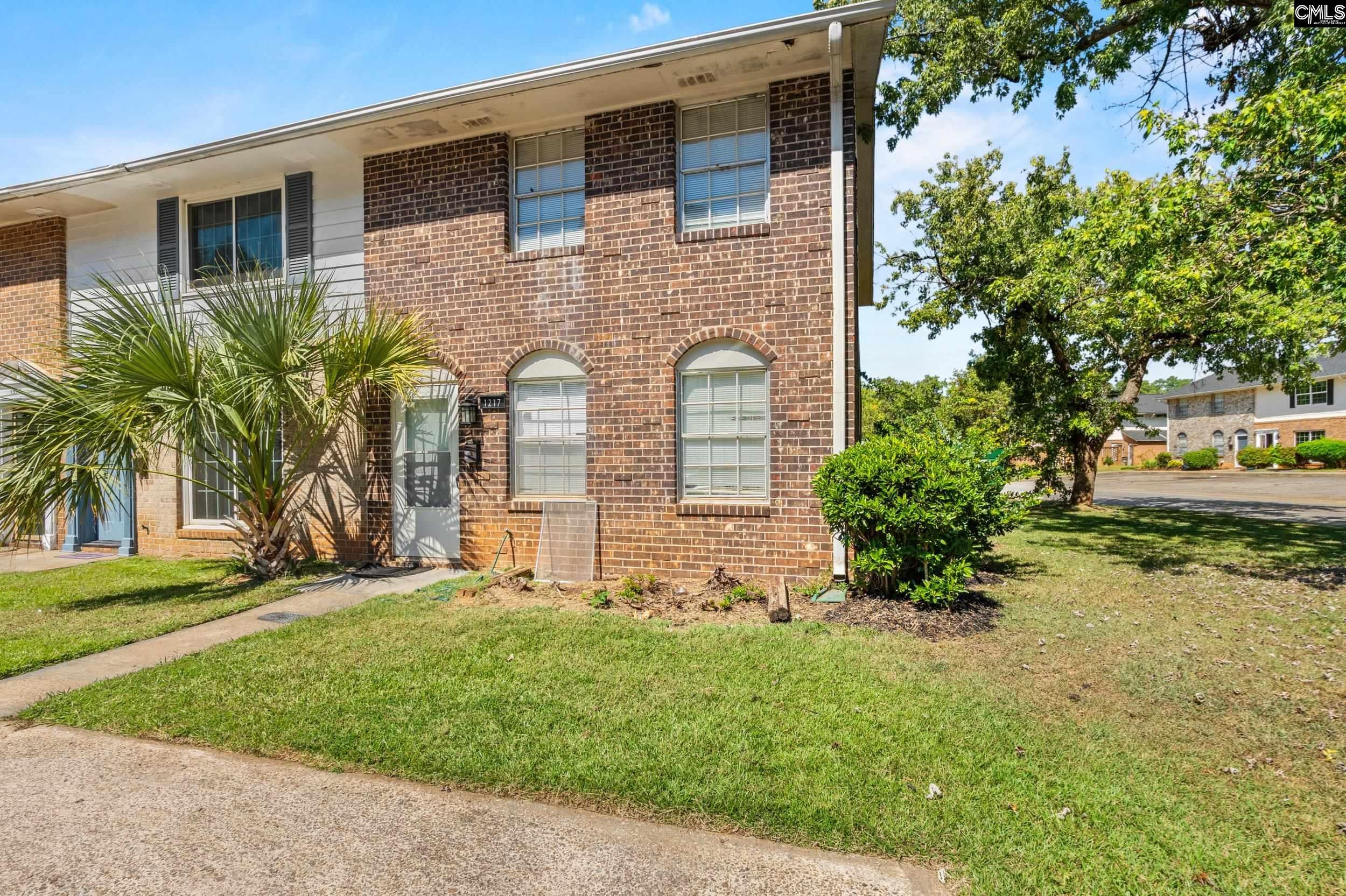 1217 Grove Park Lane