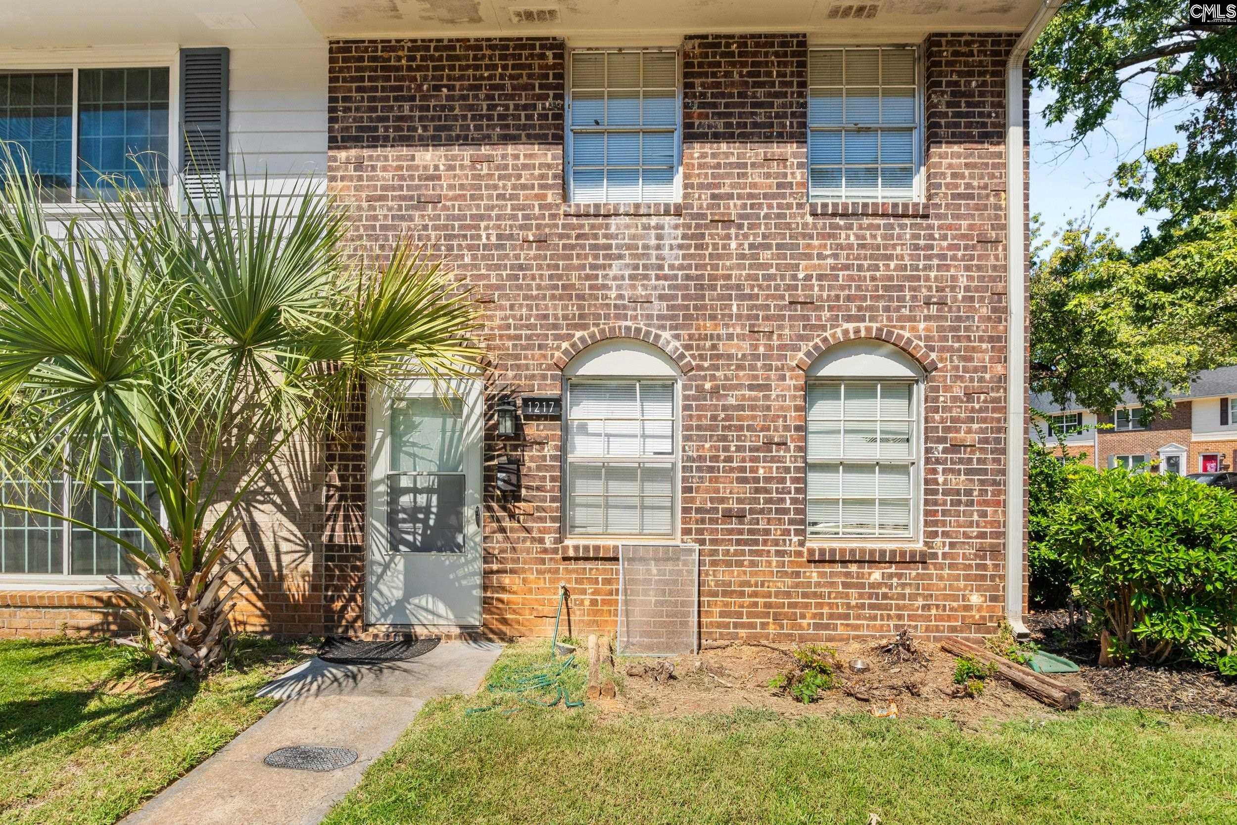 1217 Grove Park Lane