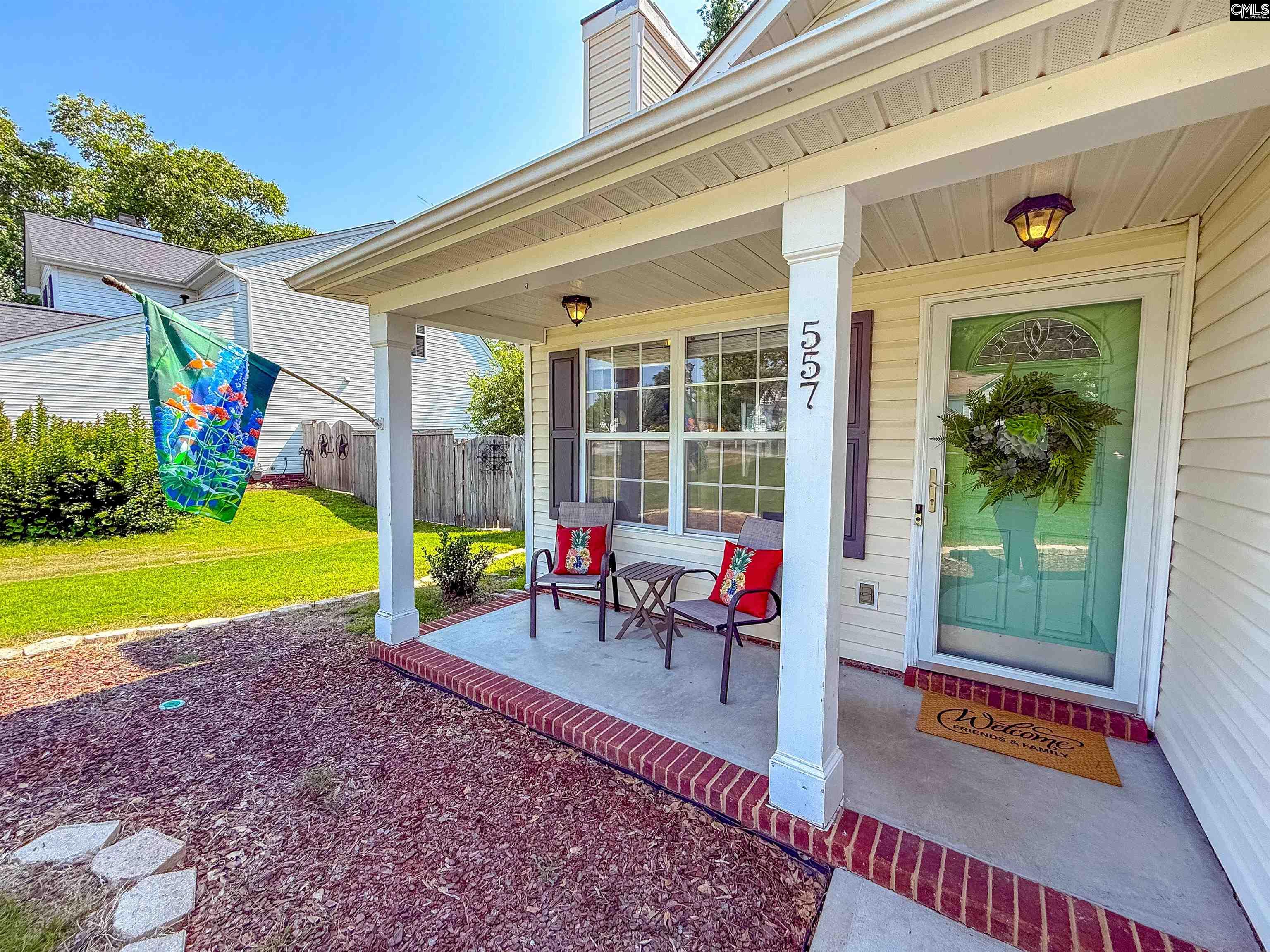557 Chisolm Way