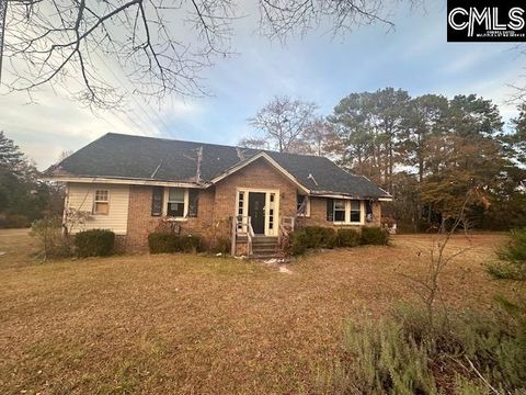 Photo of 2601 Myrtle Street, Newberry, SC 29108 (MLS # 621725)