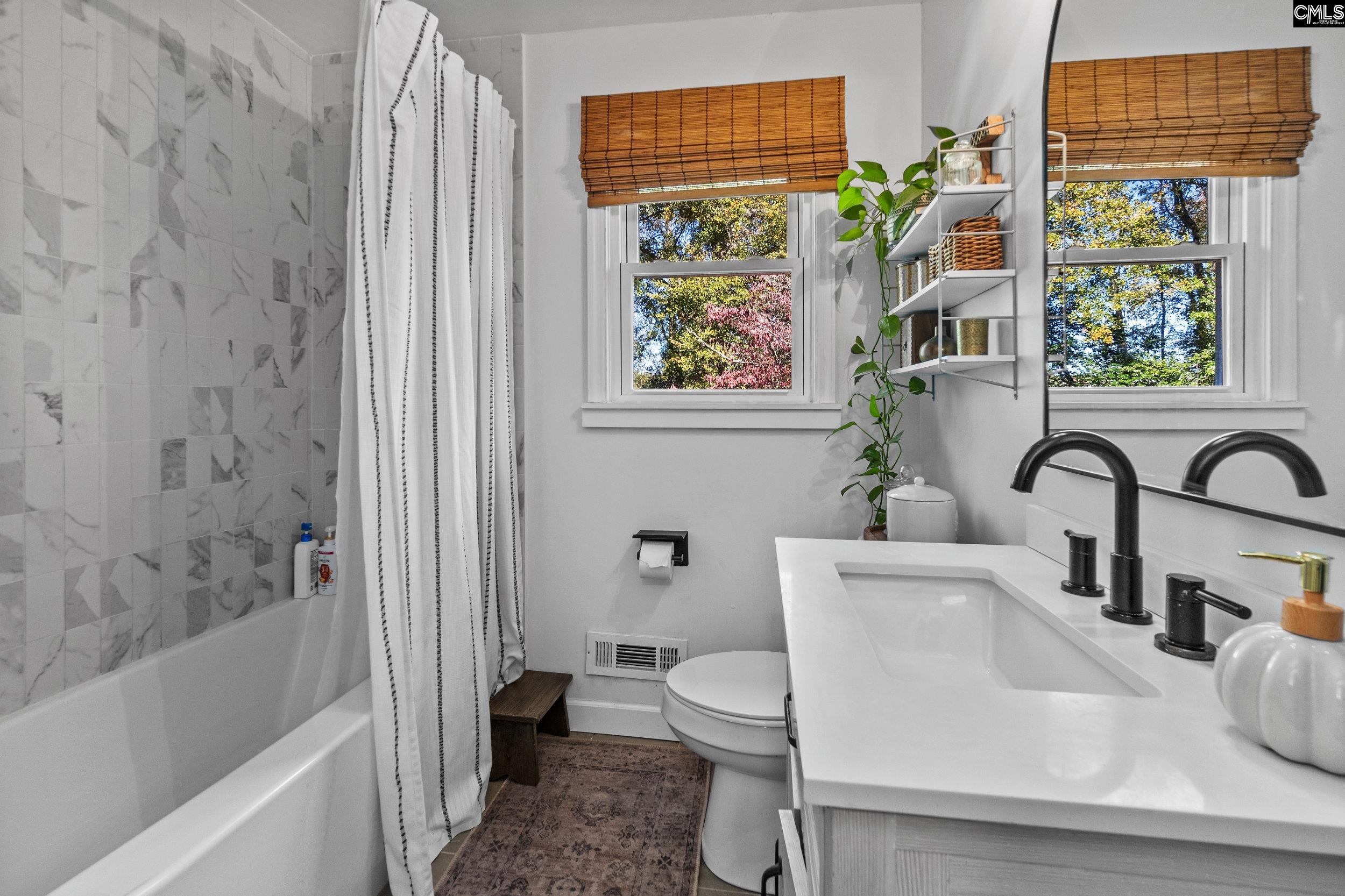 Columbia, South Carolina 29206, United States, 4 Bedrooms Bedrooms, ,3 BathroomsBathrooms,Residential,Pending,27941