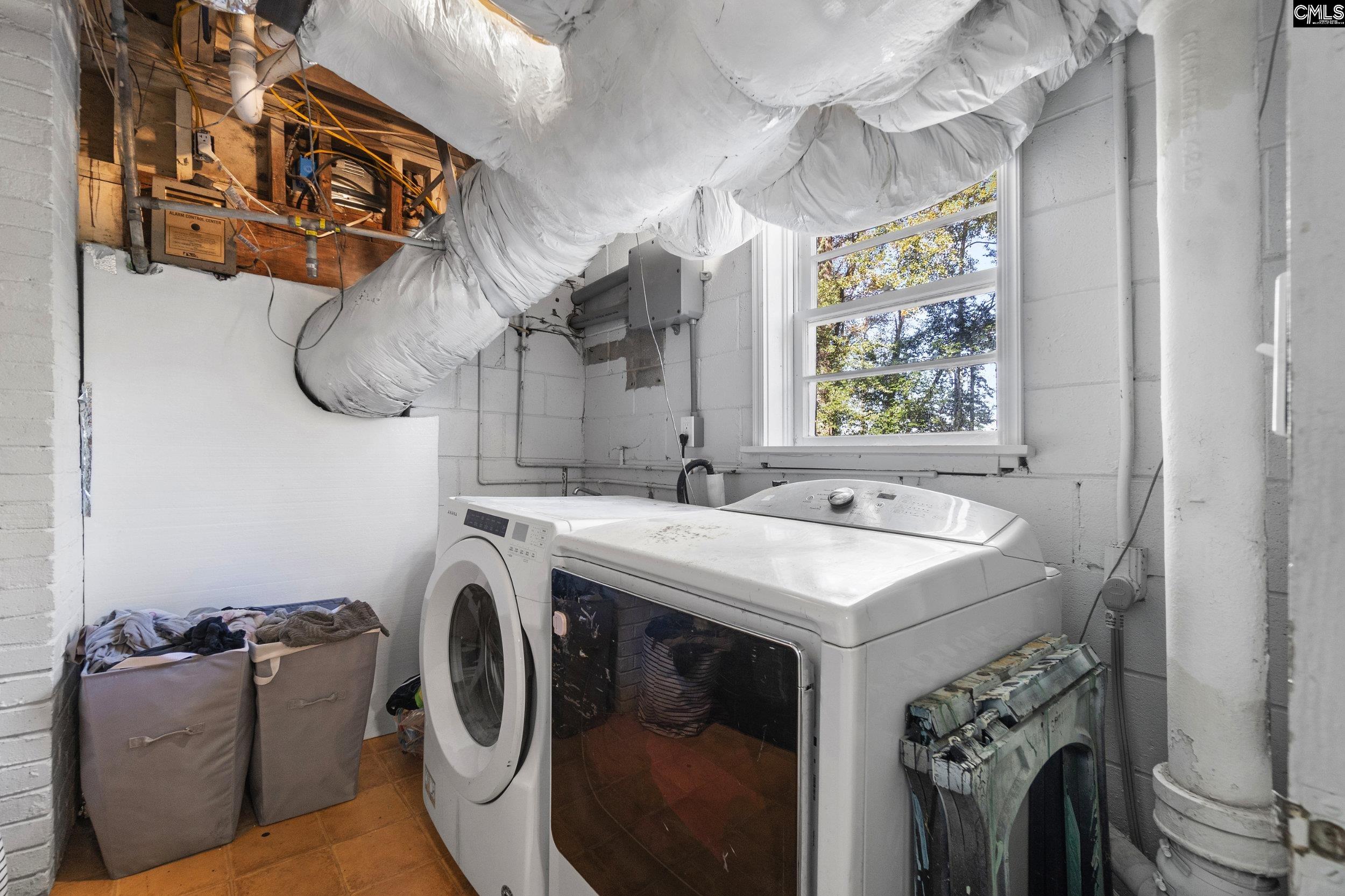 Columbia, South Carolina 29206, United States, 4 Bedrooms Bedrooms, ,3 BathroomsBathrooms,Residential,Pending,27941