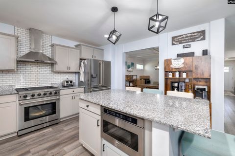 MLS: 607005