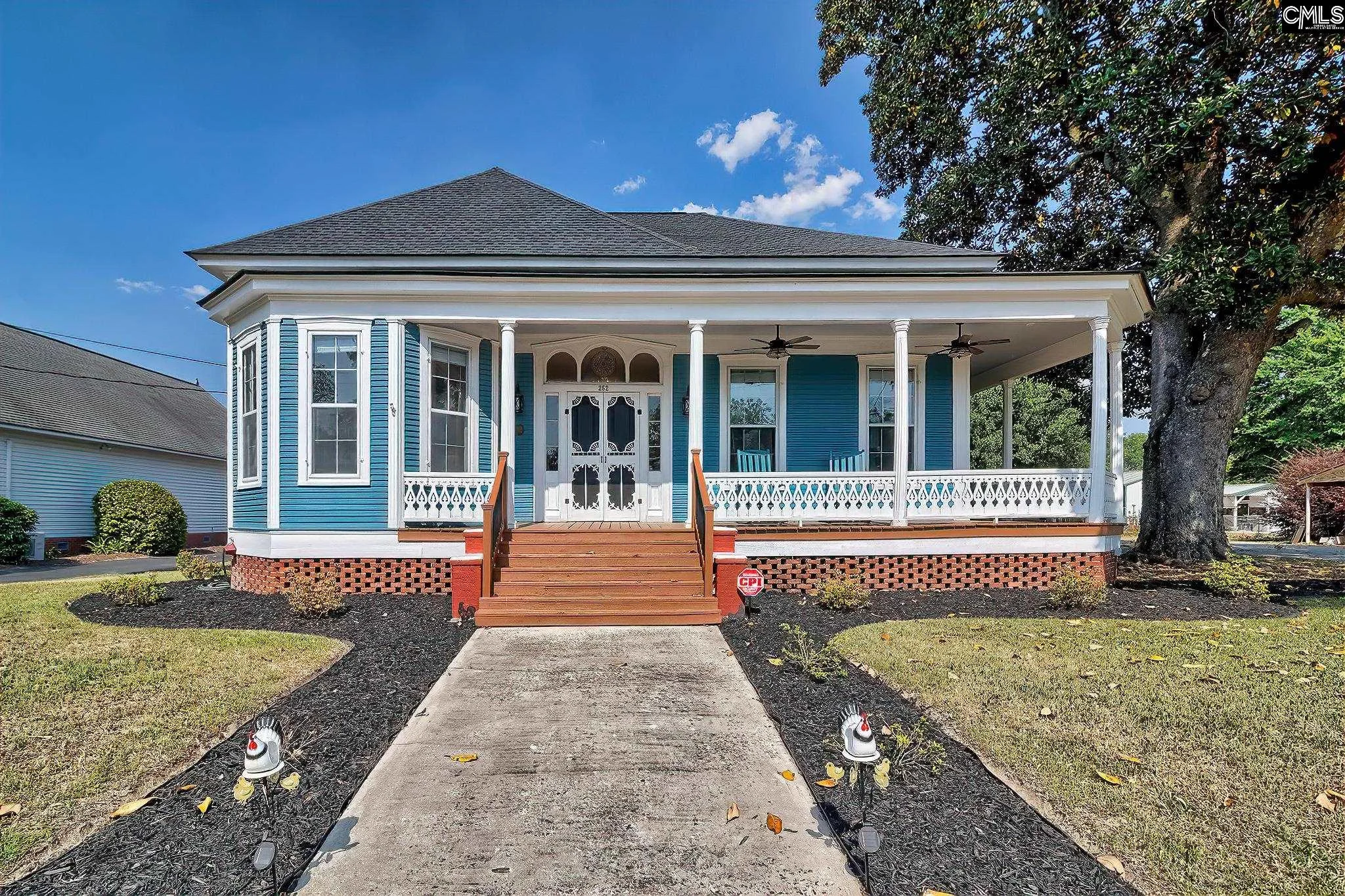 252 Main Street
