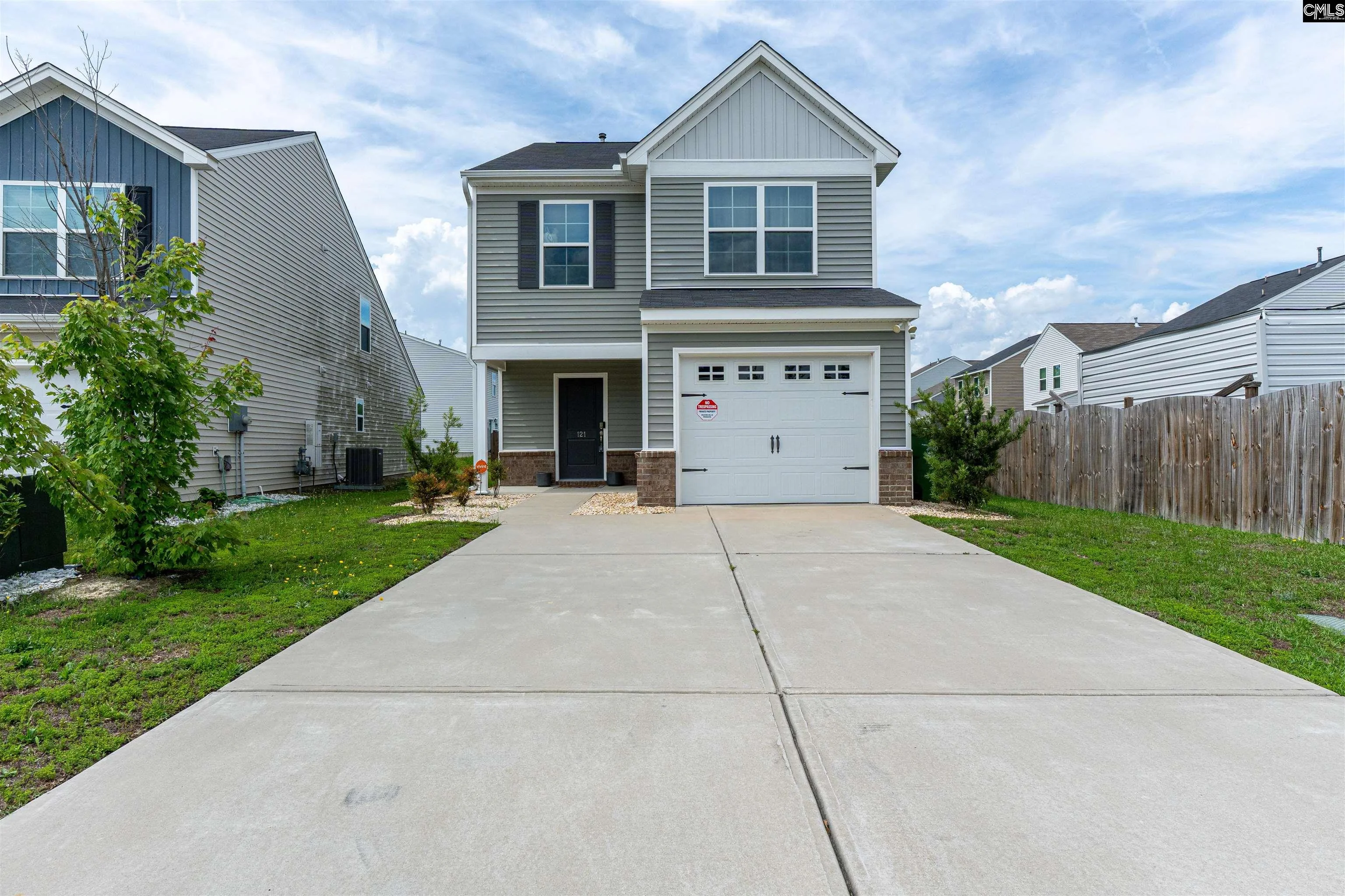 121 Travers Lane Ln