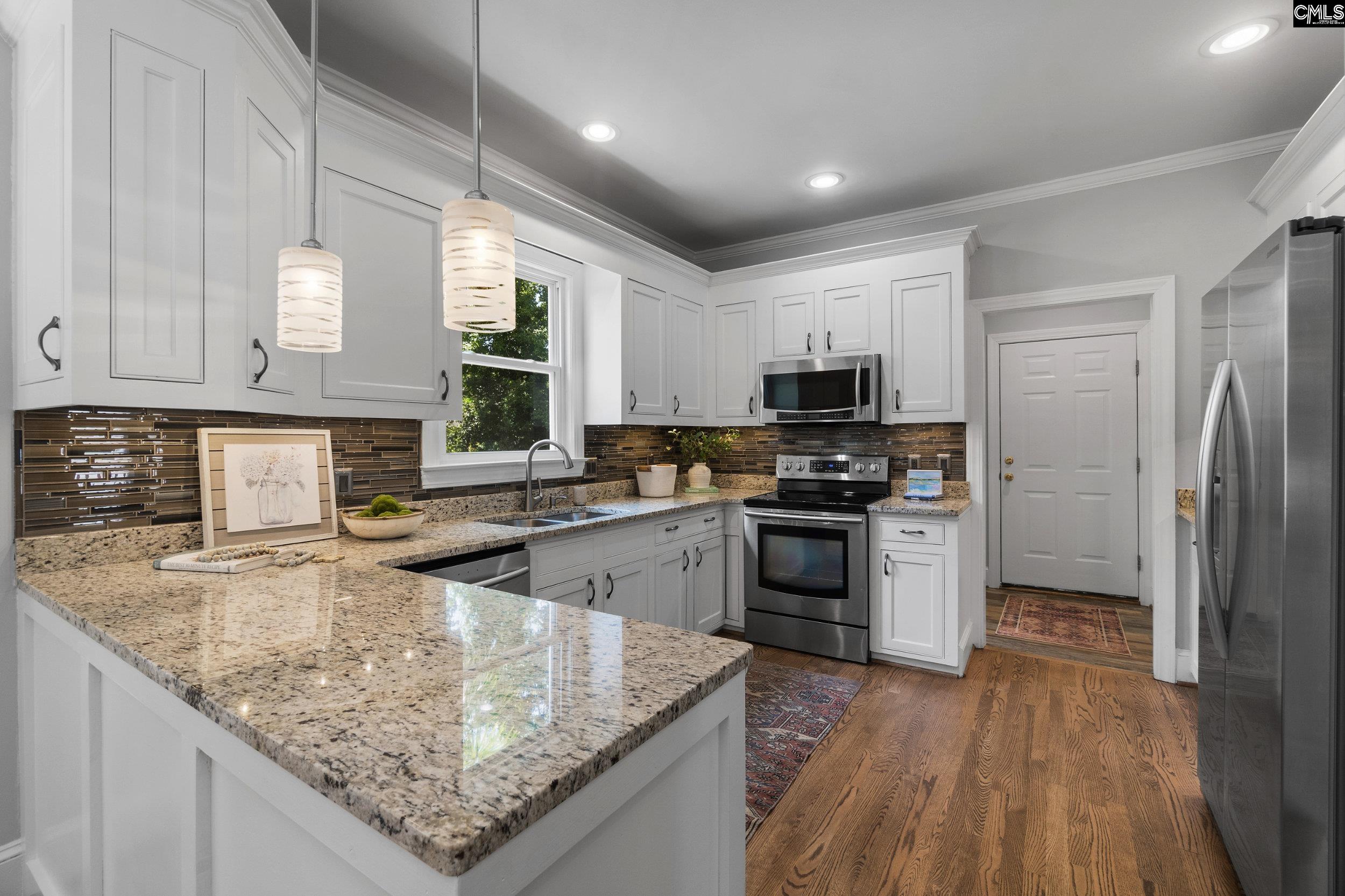 Columbia, South Carolina 29209, United States, 3 Bedrooms Bedrooms, ,3 BathroomsBathrooms,Residential,Pending,168227