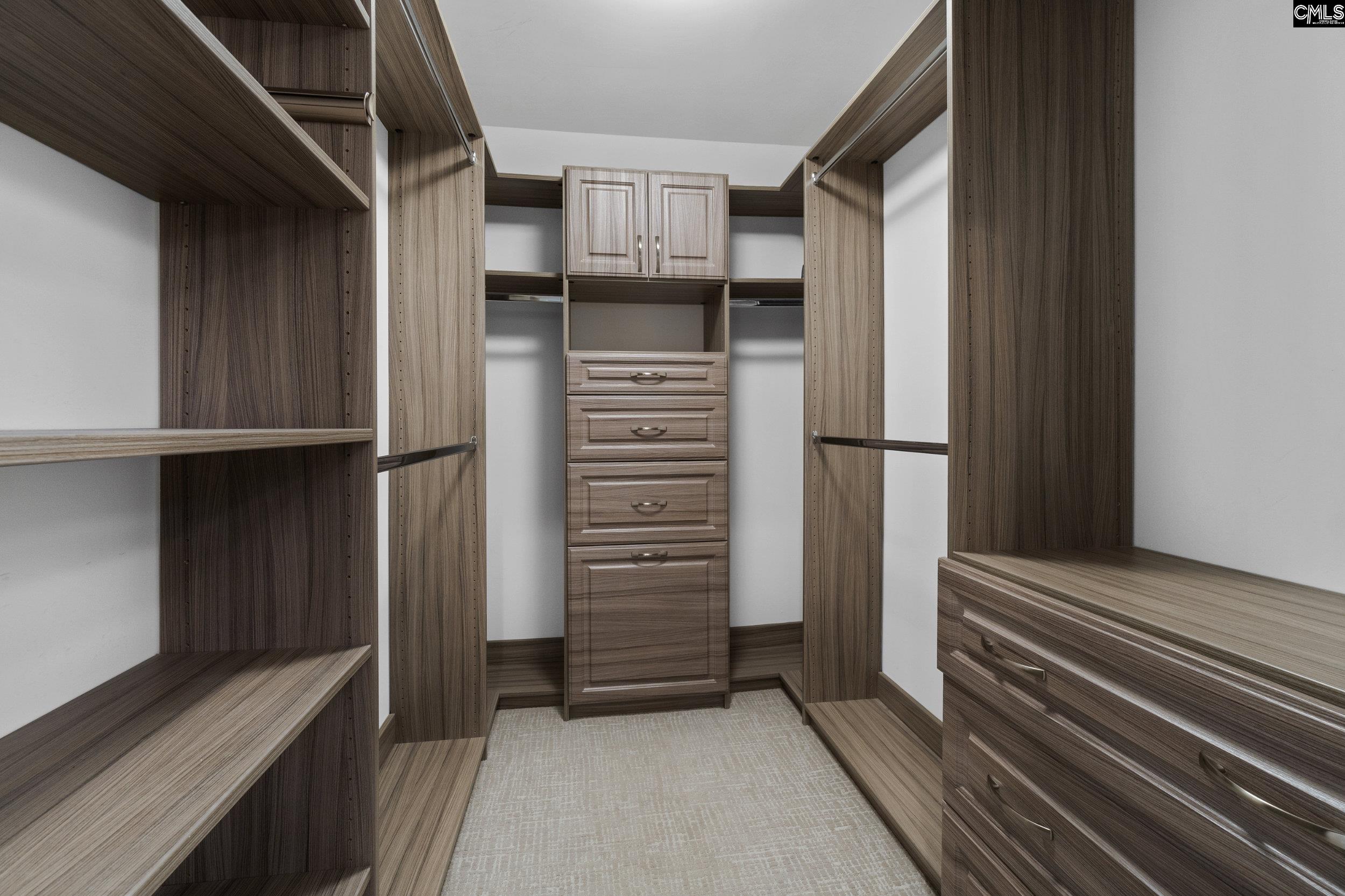 Columbia, South Carolina 29209, United States, 3 Bedrooms Bedrooms, ,3 BathroomsBathrooms,Residential,Pending,168227