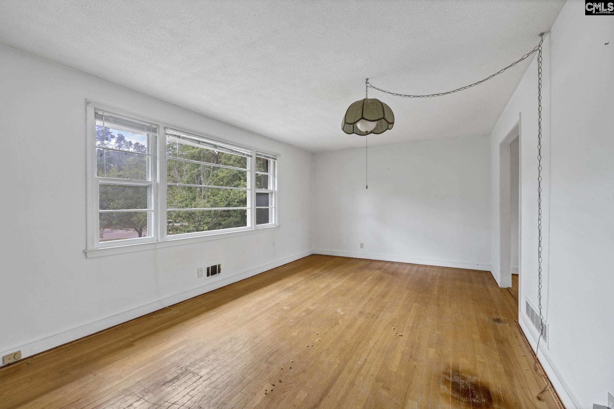 Columbia, South Carolina 29204, United States, 4 Bedrooms Bedrooms, ,3 BathroomsBathrooms,Residential,Pending,58826