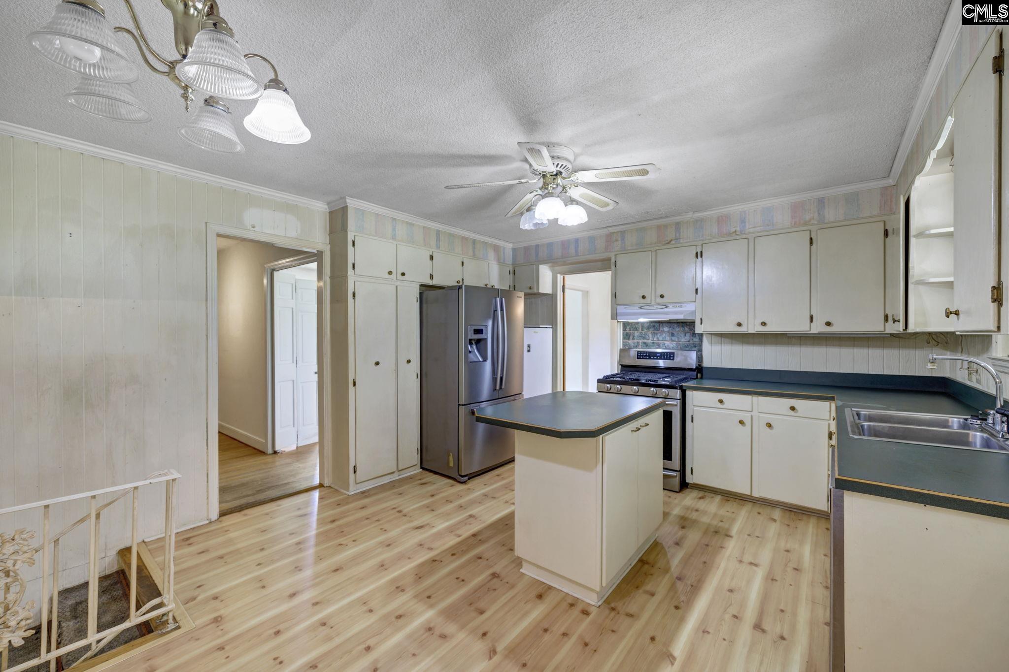 Columbia, South Carolina 29204, United States, 4 Bedrooms Bedrooms, ,3 BathroomsBathrooms,Residential,Pending,58826